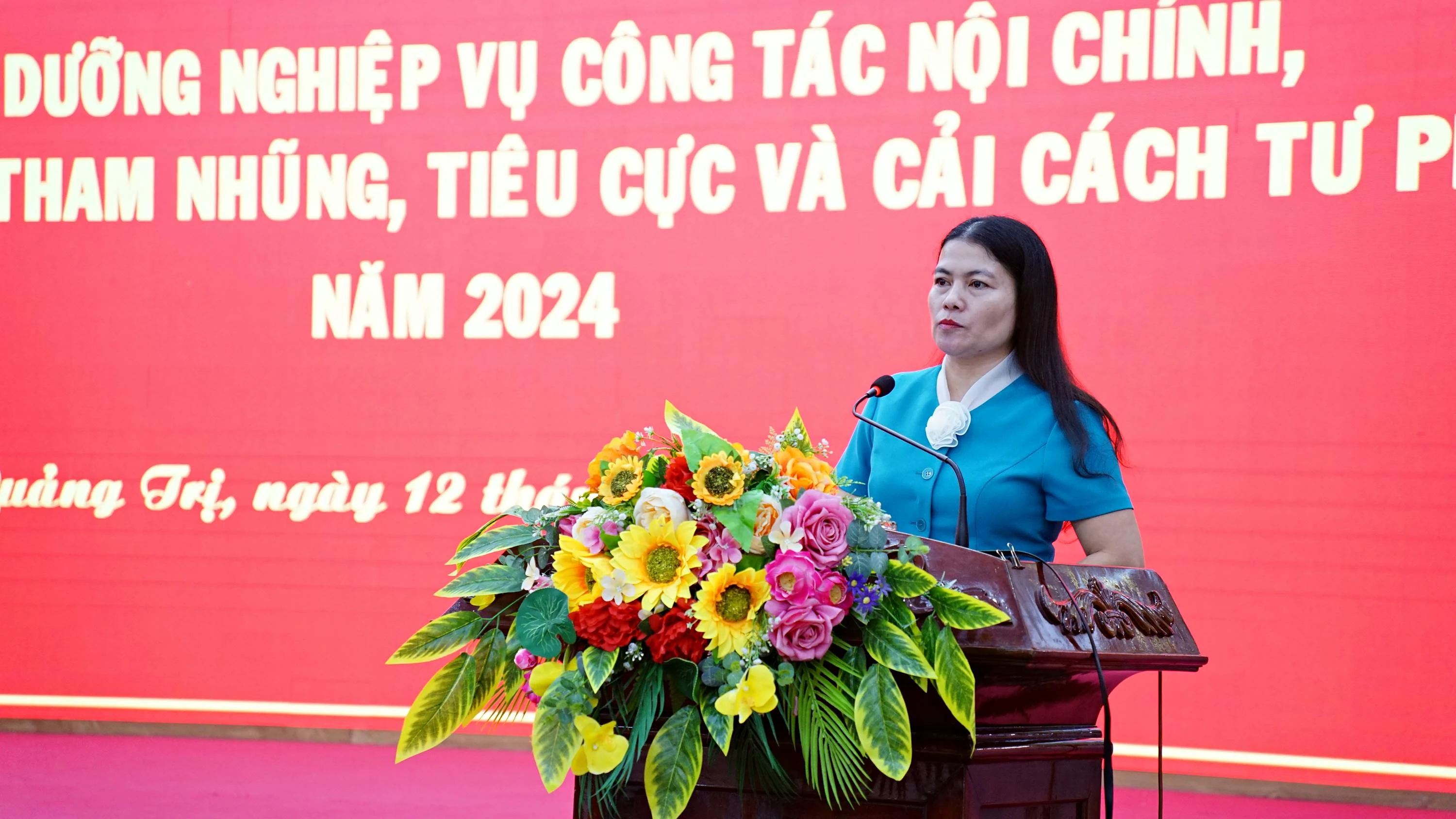 Bồi dưỡng nghiệp vụ công tác nội chính, phòng chống tham nhũng, tiêu cực và cải cách tư pháp