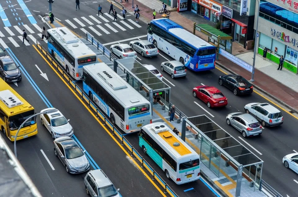 Các nước khuyến khích doanh nghiệp tham gia quản lý hệ thống xe buýt