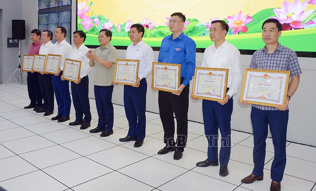 Thủ tướng Chính phủ Phạm Minh Chính biểu dương nỗ lực của tỉnh Bắc Ninh trong xây dựng “Tỉnh an toàn giao thông”