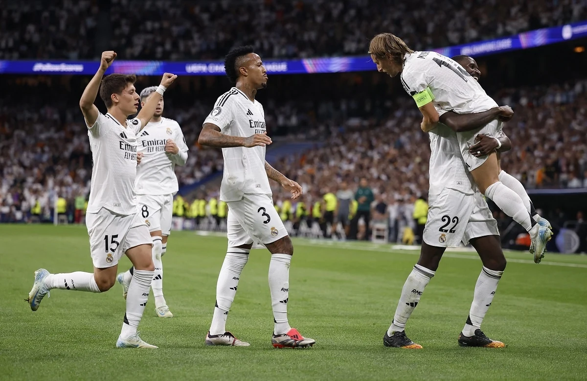 Kết quả Cúp C1 châu Âu mới nhất: Bayern thắng 9-2, Real nhọc nhằn có 3 điểm, Liverpool khởi đầu ấn tượng