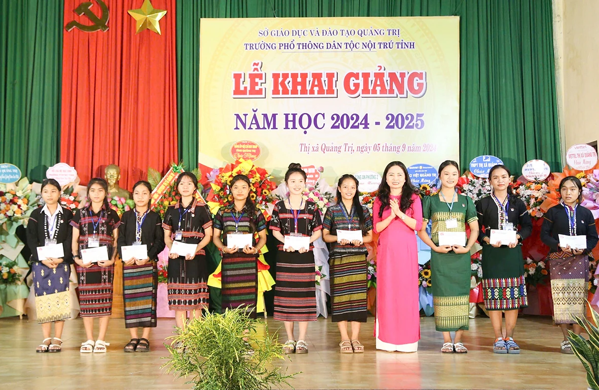 Tiếp sức cho học sinh, sinh viên đầu năm học mới