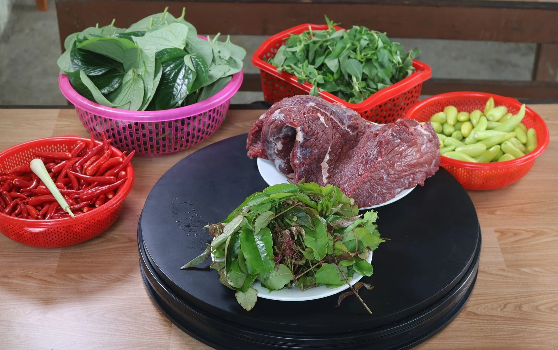 Đặc sản Quảng Trị có tên tưởng sai chính tả, vị vừa ngọt vừa cay hút khách ăn