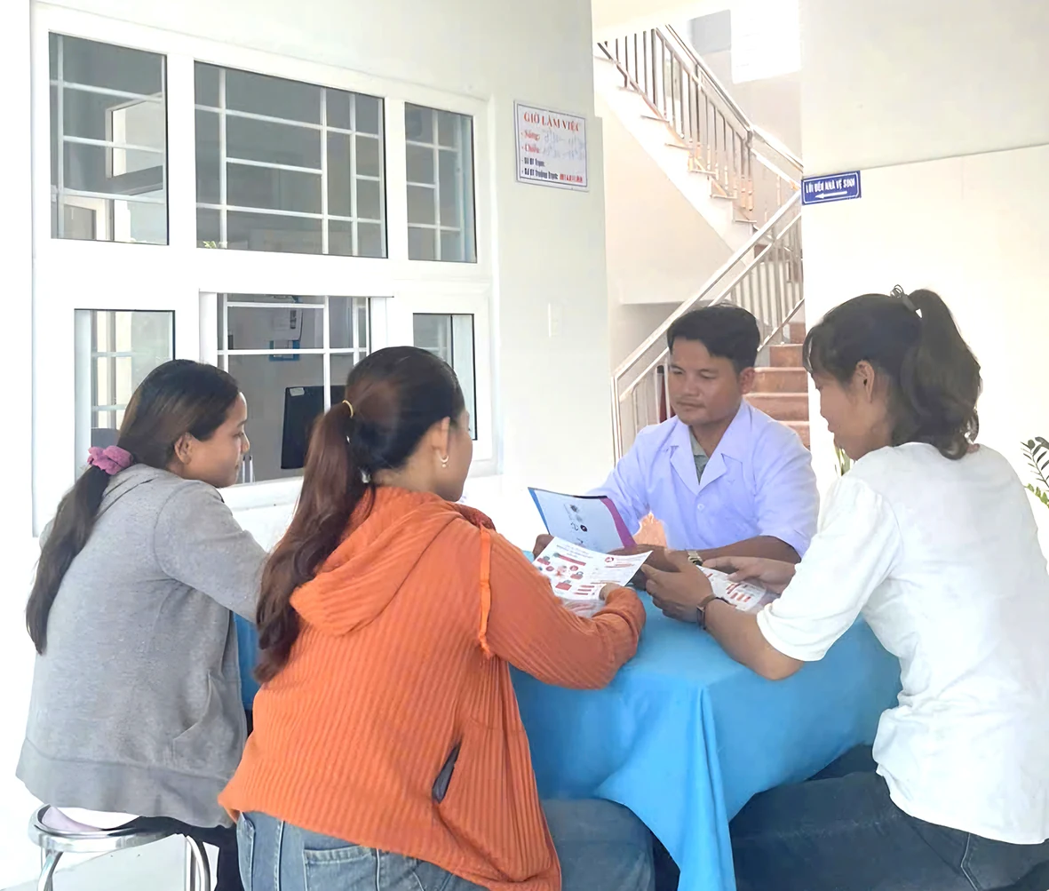 Ra Poong nỗ lực xây dựng mô hình thôn không có người sinh con thứ 3 trở lên