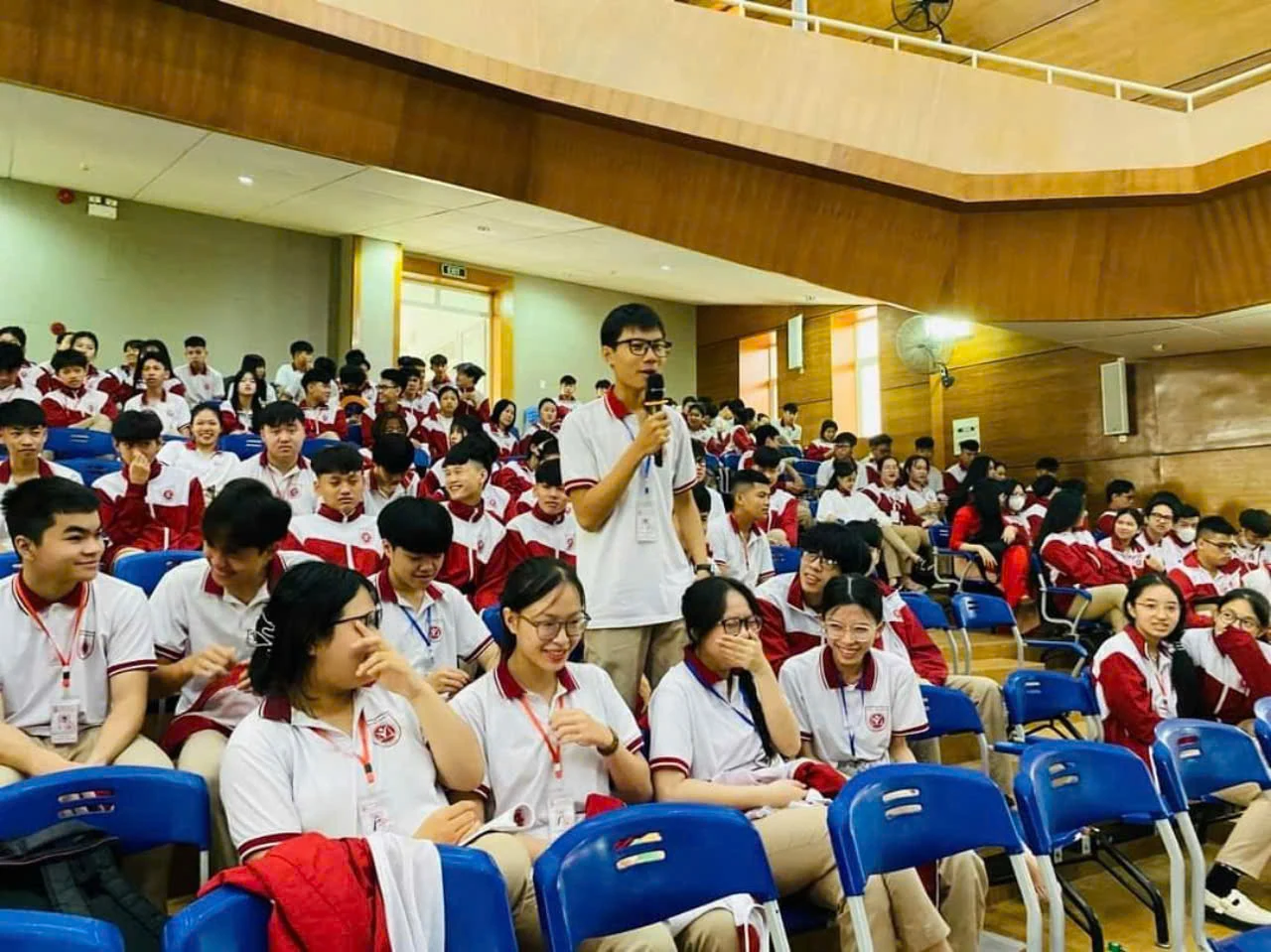 Đừng để hình ảnh bạo lực lọt vào mắt trẻ