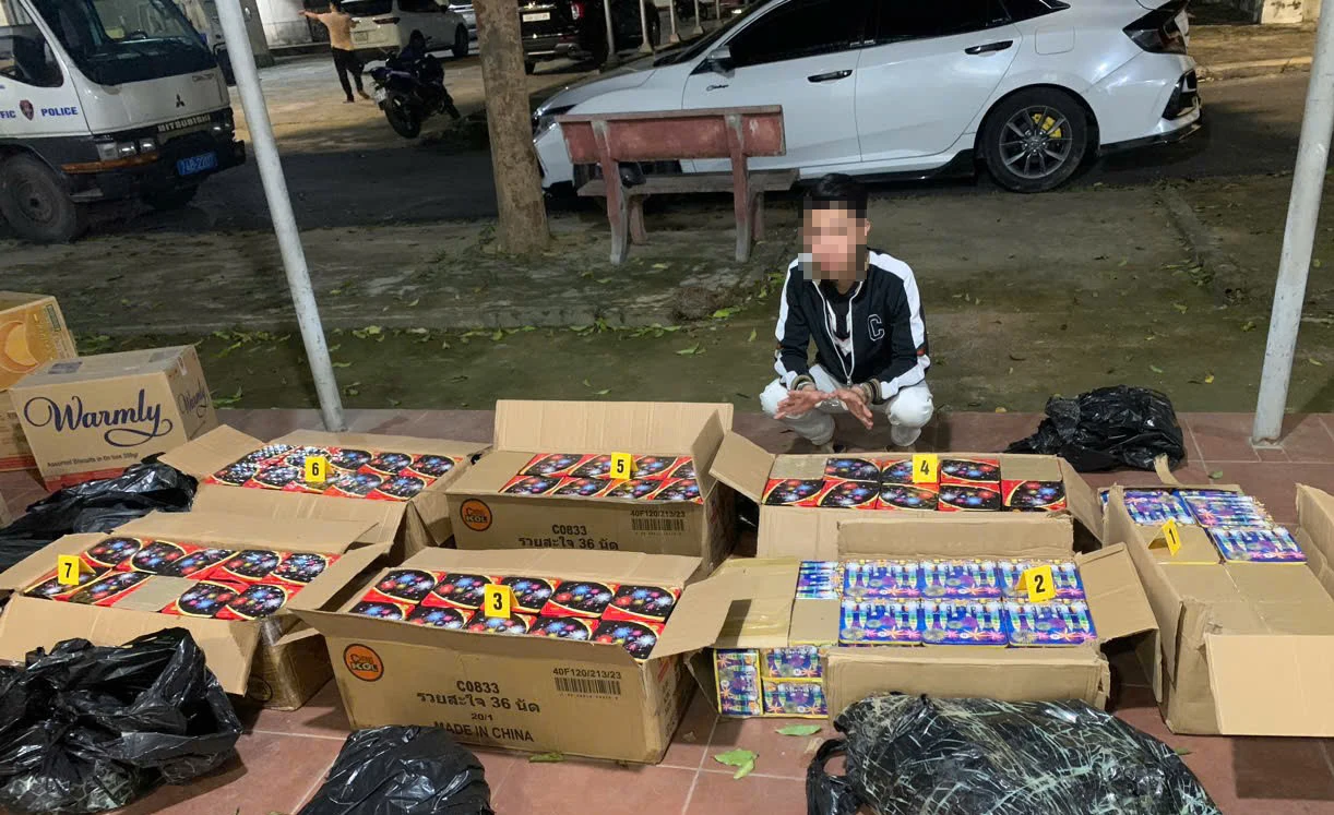 Bắt nam thanh niên vận chuyển 170 kg pháo nổ trên Quốc lộ 9