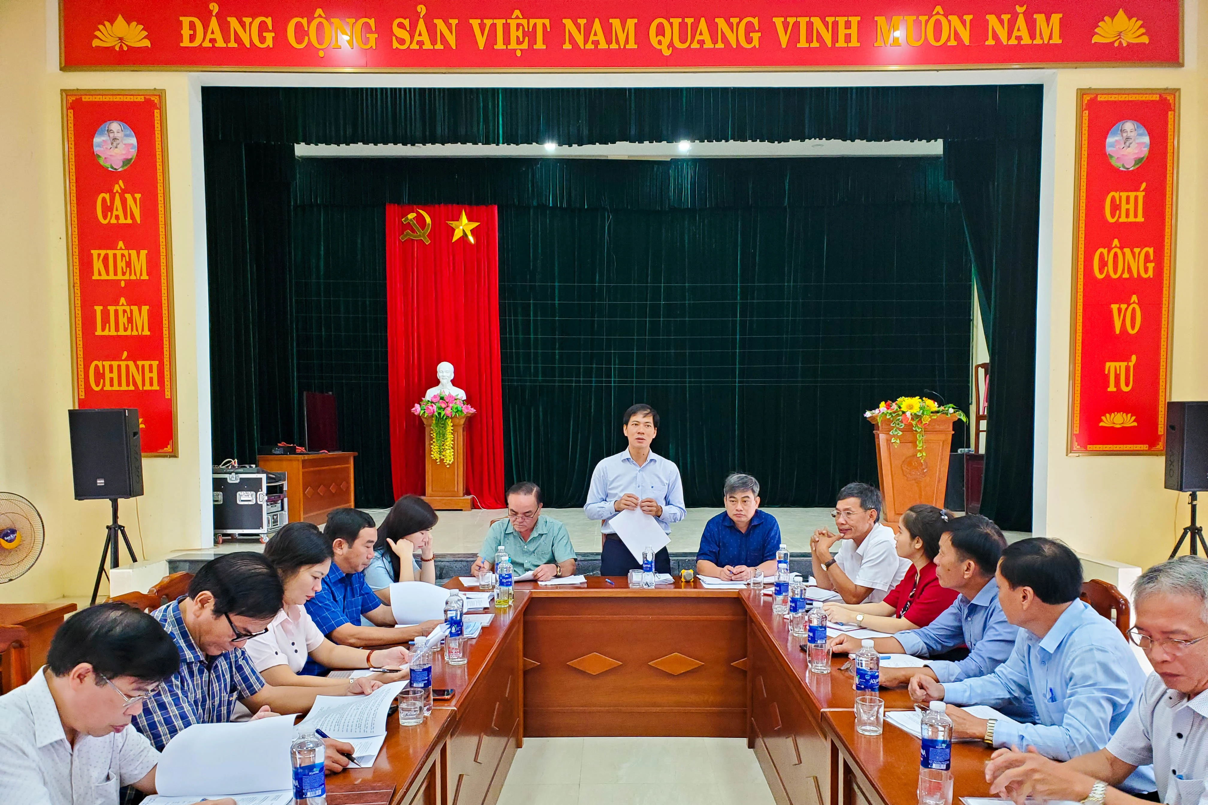Giám sát việc quản lý tài sản công là cơ sở nhà, đất tại huyện Cam Lộ