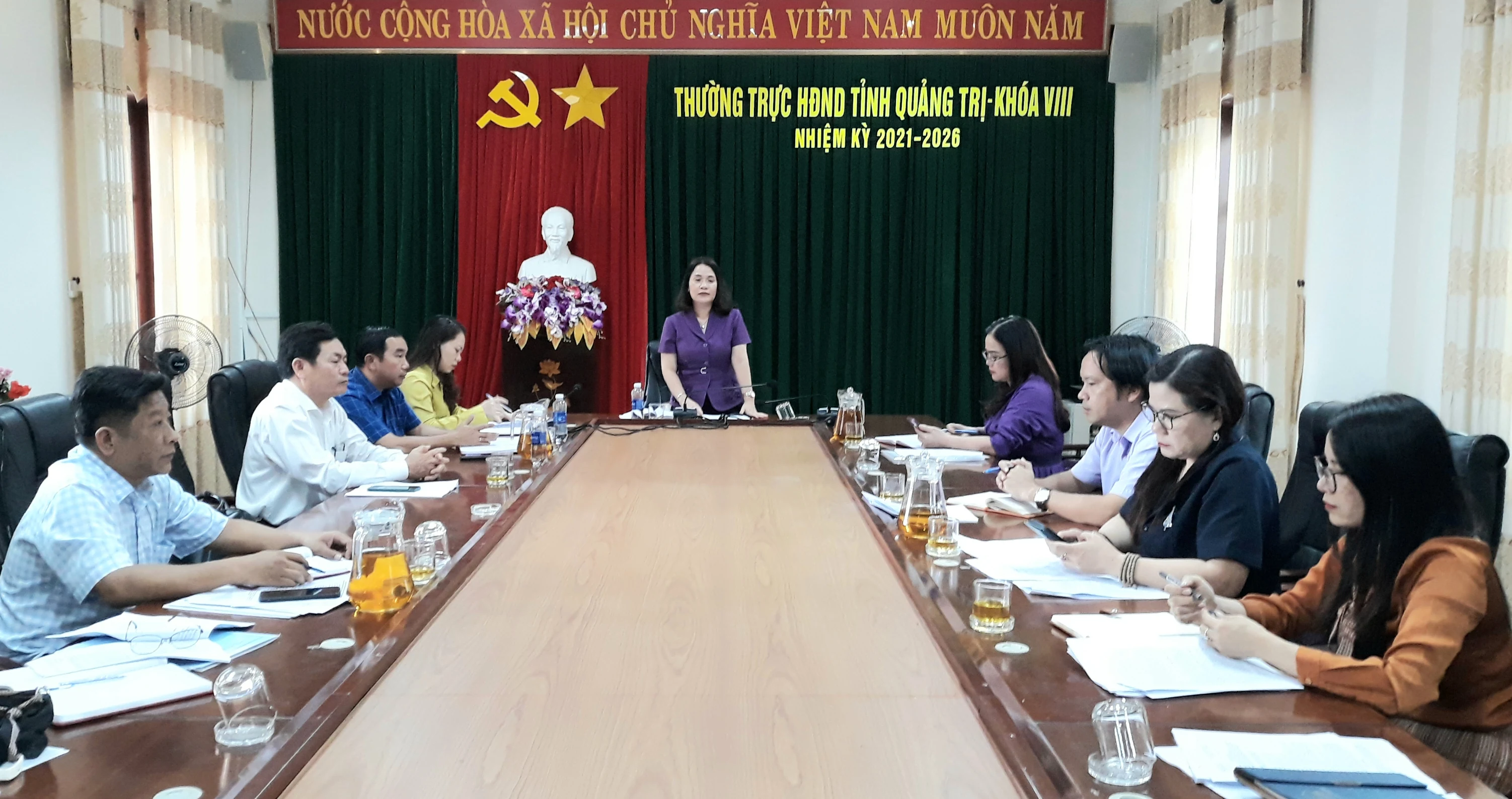 Thẩm tra việc điều chỉnh chủ trương đầu tư dự án xóa phòng học tạm, nâng cấp các trường dân tộc nội trú, bán trú và xây dựng Trường THPT Hướng Hóa