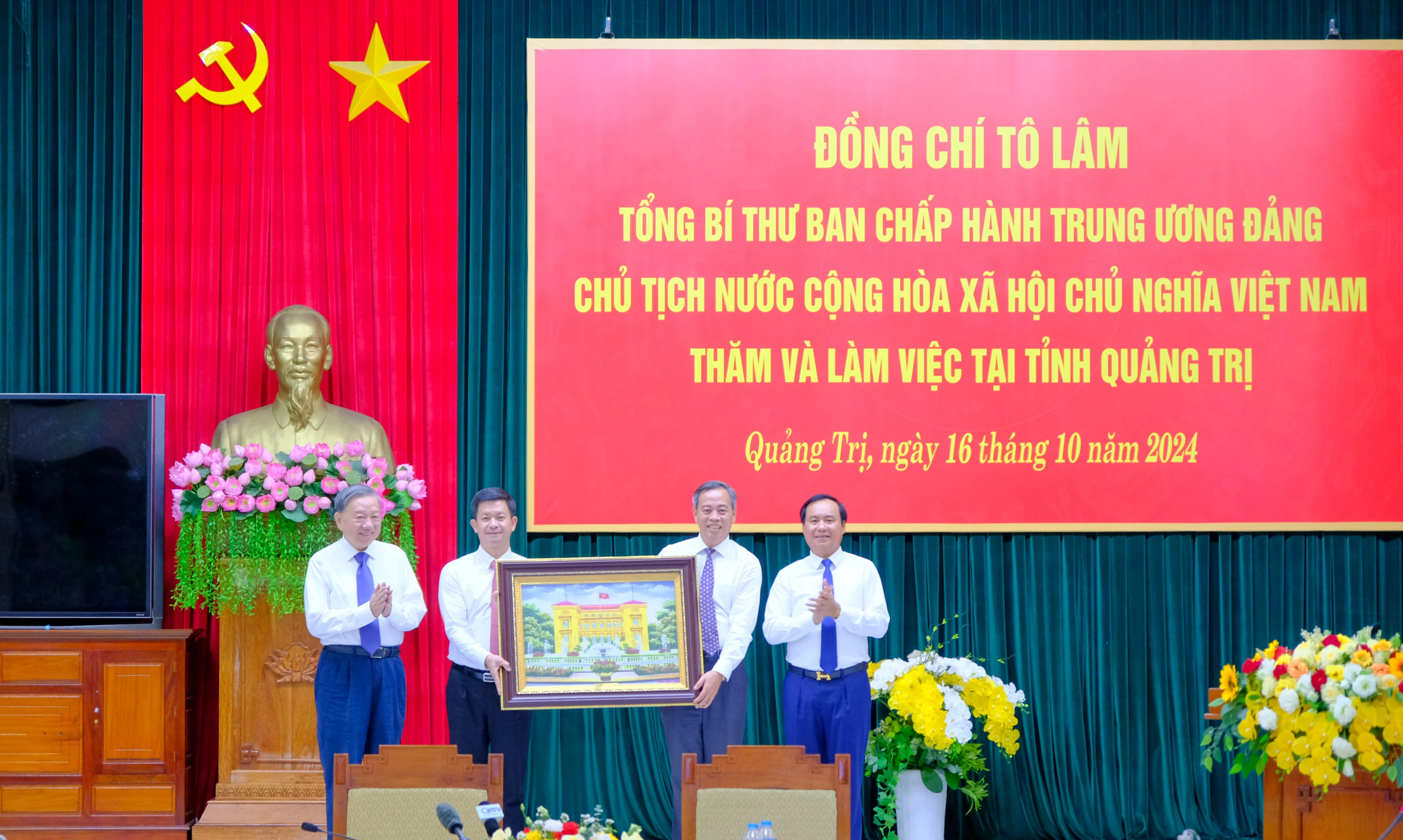 Tổng Bí thư, Chủ tịch nước Tô Lâm làm việc với Ban Thường vụ Tỉnh ủy Quảng Trị