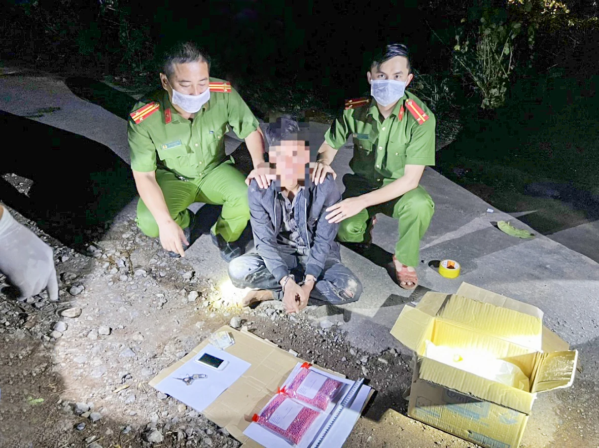 Công an huyện Đakrông kiên quyết đấu tranh với tội phạm ma túy