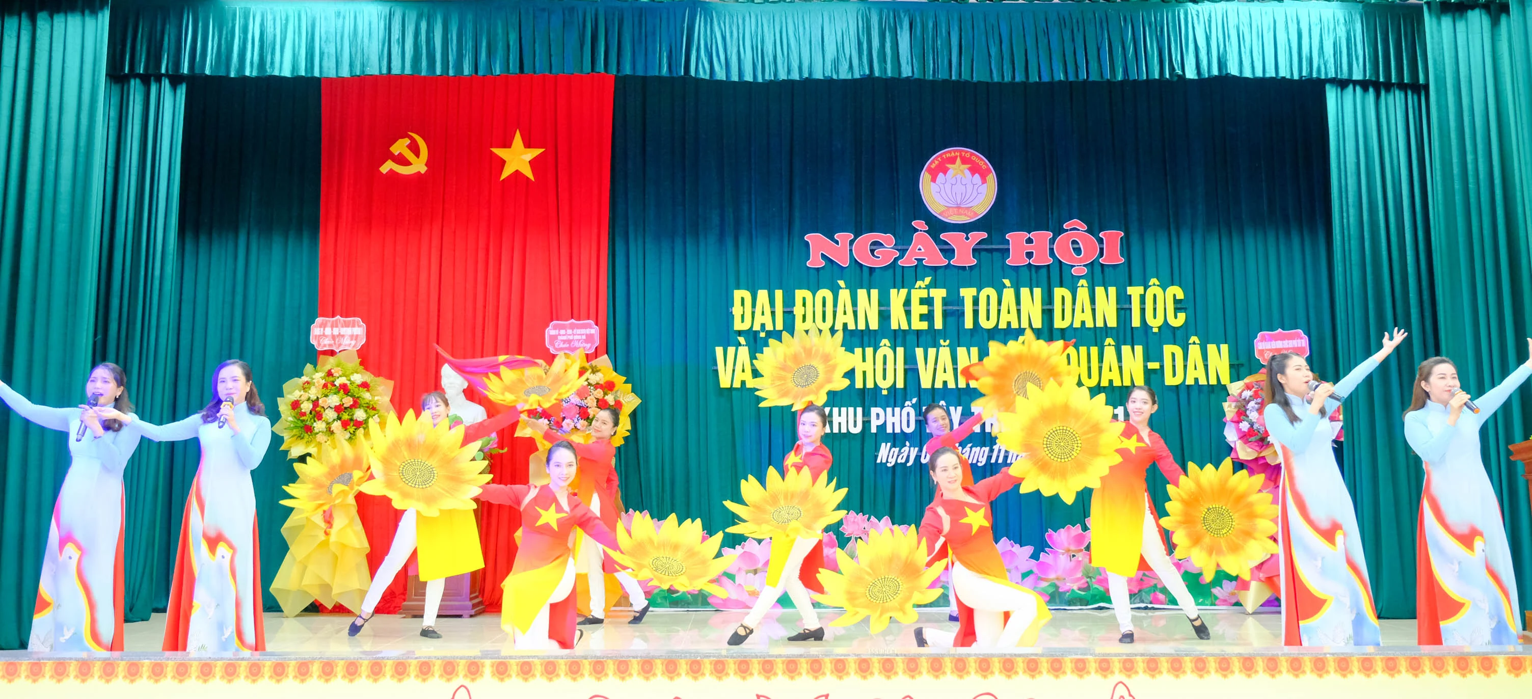 Khu phố Tây Trì tổ chức Ngày hội Đại đoàn kết toàn dân tộc và Ngày hội văn hóa quân - dân