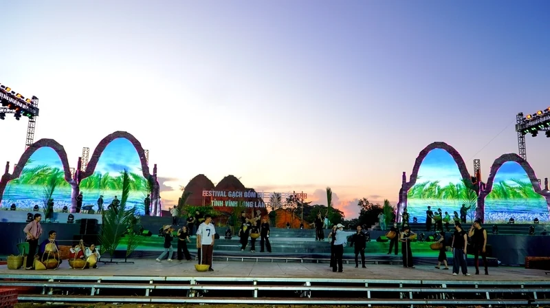 Vĩnh Long sẵn sàng cho Festival Gạch gốm đỏ lần đầu tiên
