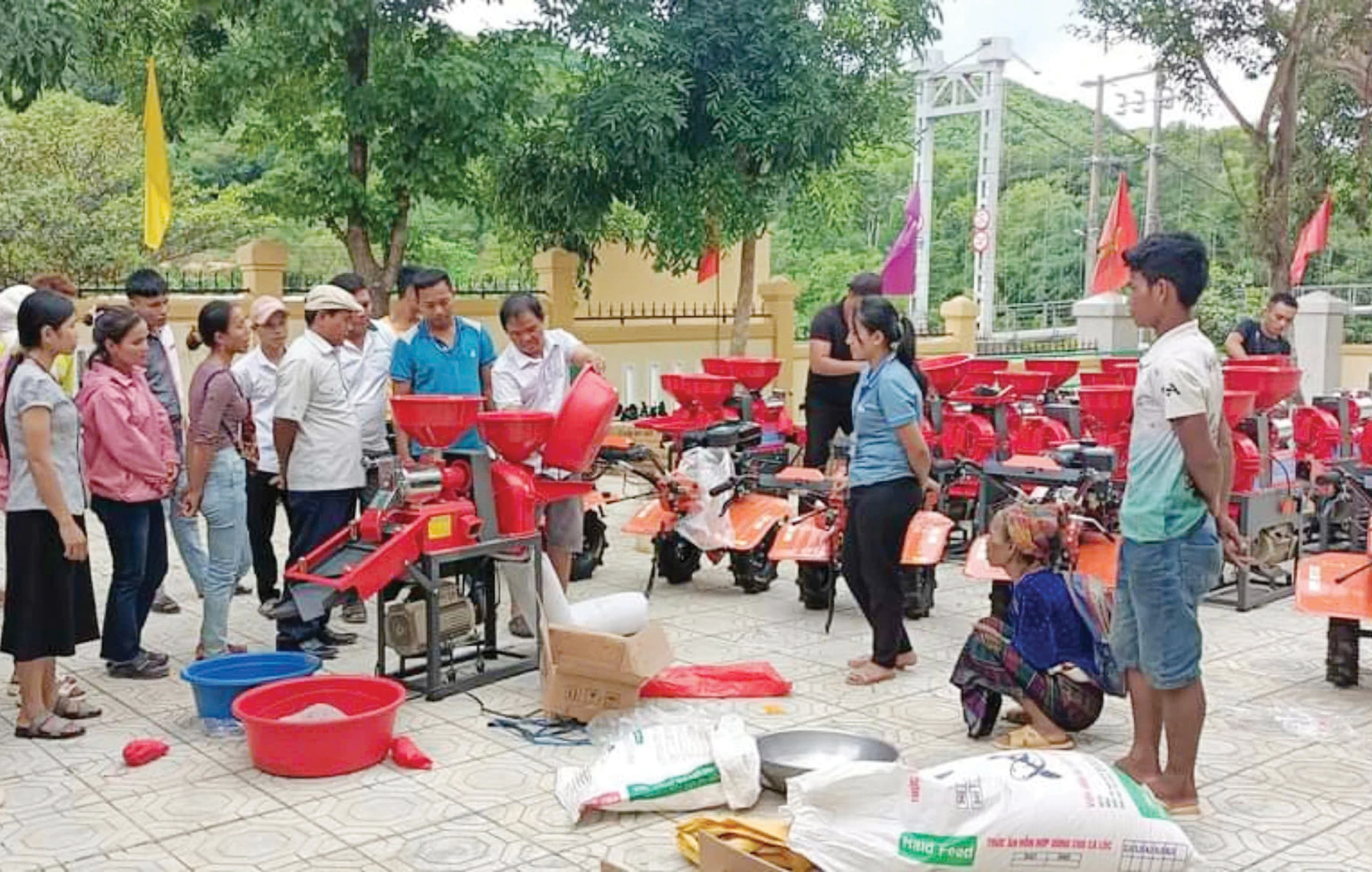 Công tác dân vận ở vùng đồng bào dân tộc thiểu số