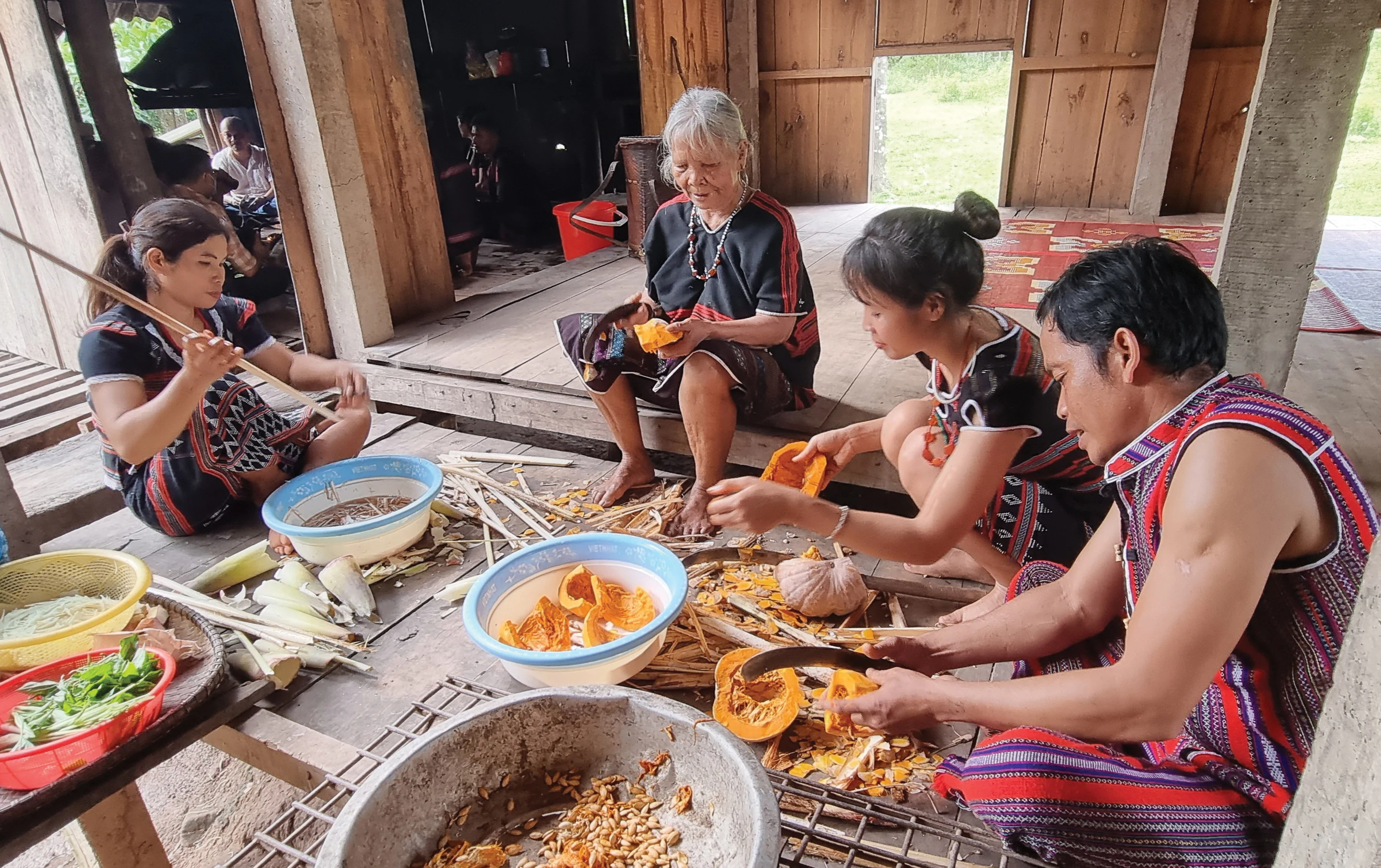 Món cháo đặc sản của đồng bào Pa Kô