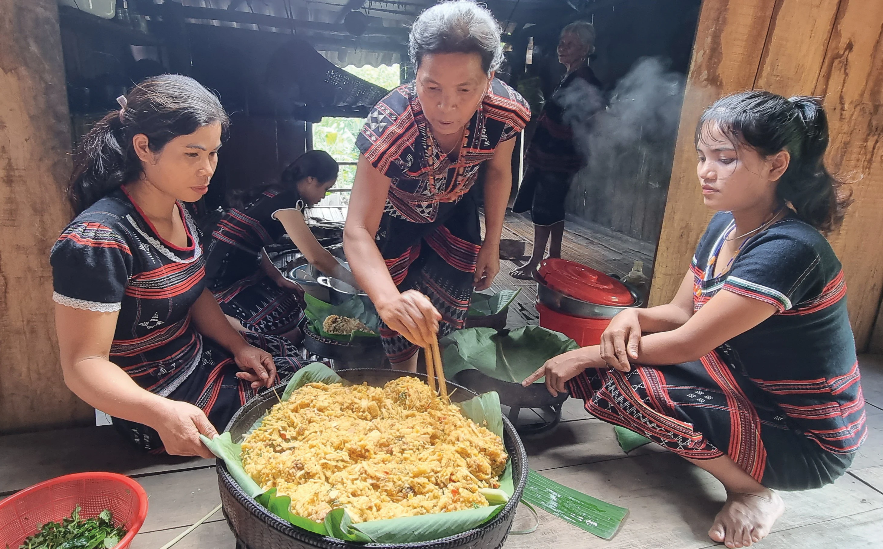 Món cháo đặc sản của đồng bào Pa Kô