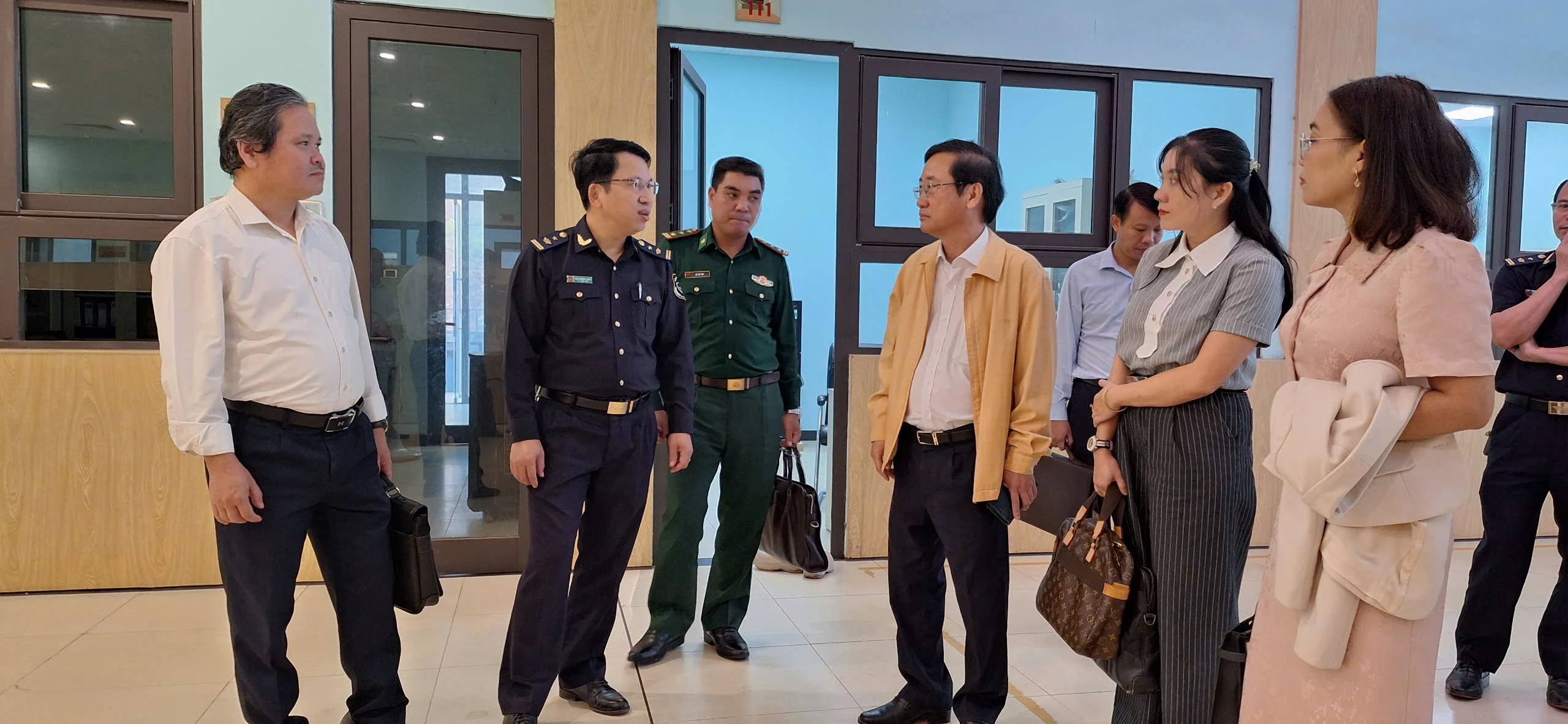 Kiểm tra công tác thông tin đối ngoại tại Cửa khẩu quốc tế La Lay