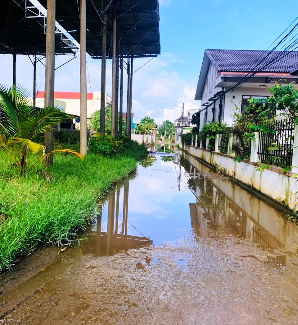 Những con hẻm thường xuyên ngập úng ở đường Nguyễn Thiện Thuật