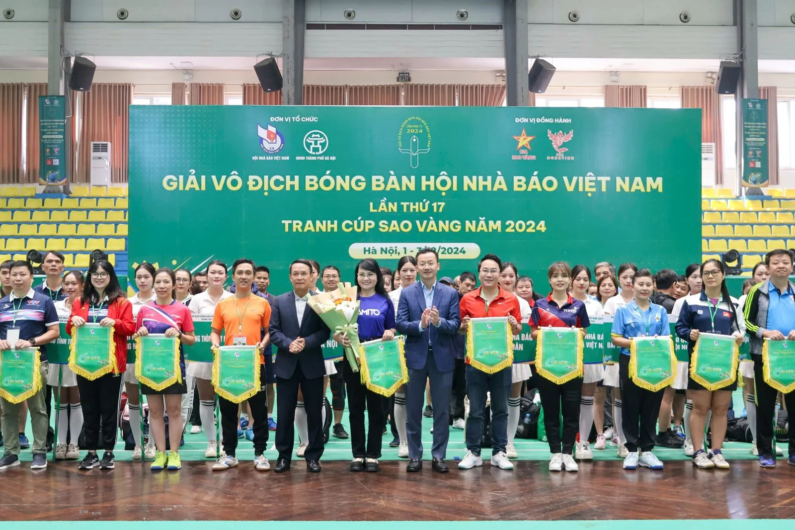 Khai mạc Giải vô địch Bóng bàn Hội Nhà báo Việt Nam lần thứ 17 - Tranh Cúp Sao Vàng năm 2024
