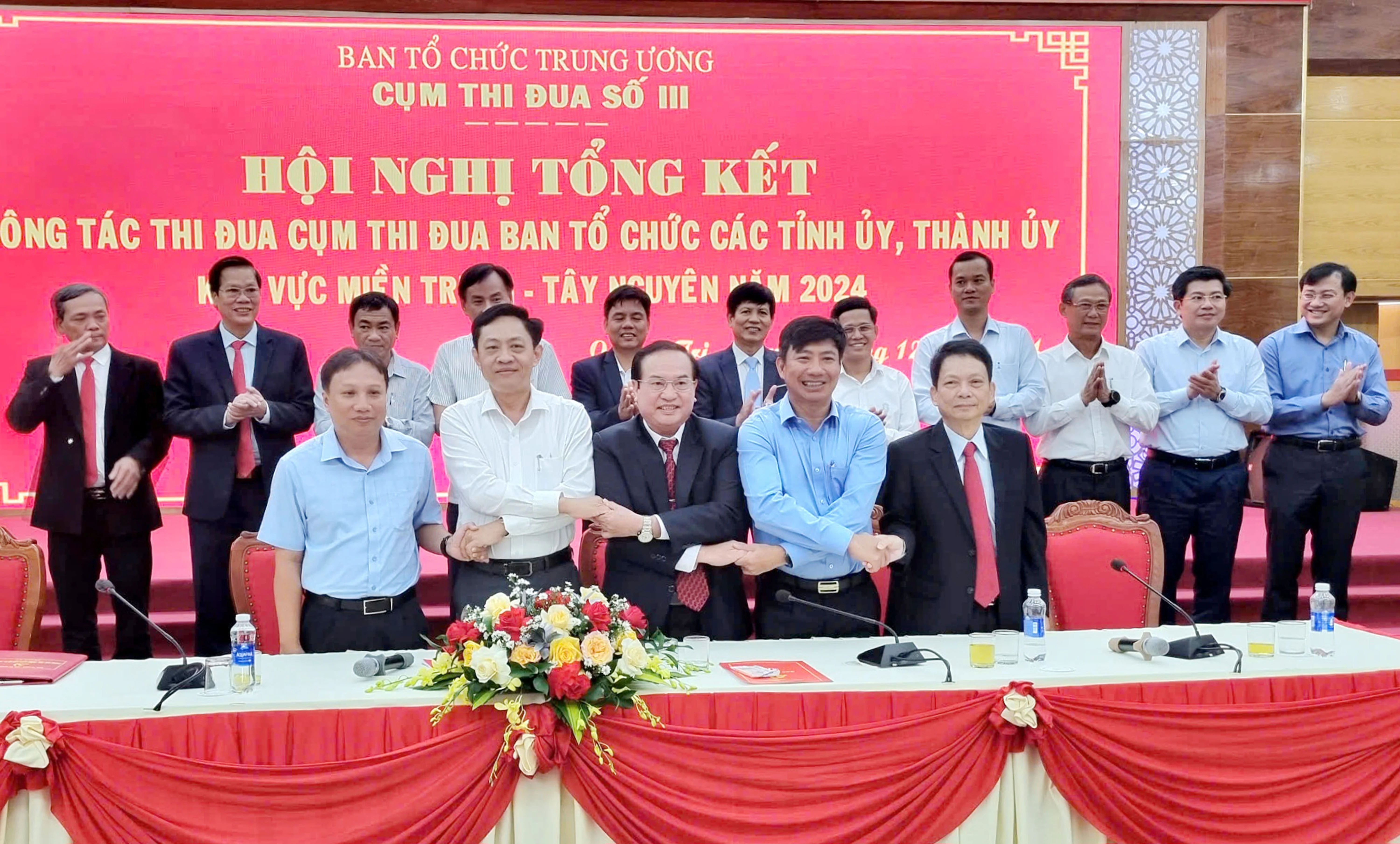 Tổng kết công tác thi đua ban tổ chức các tỉnh ủy, thành ủy khu vực miền Trung - Tây Nguyên