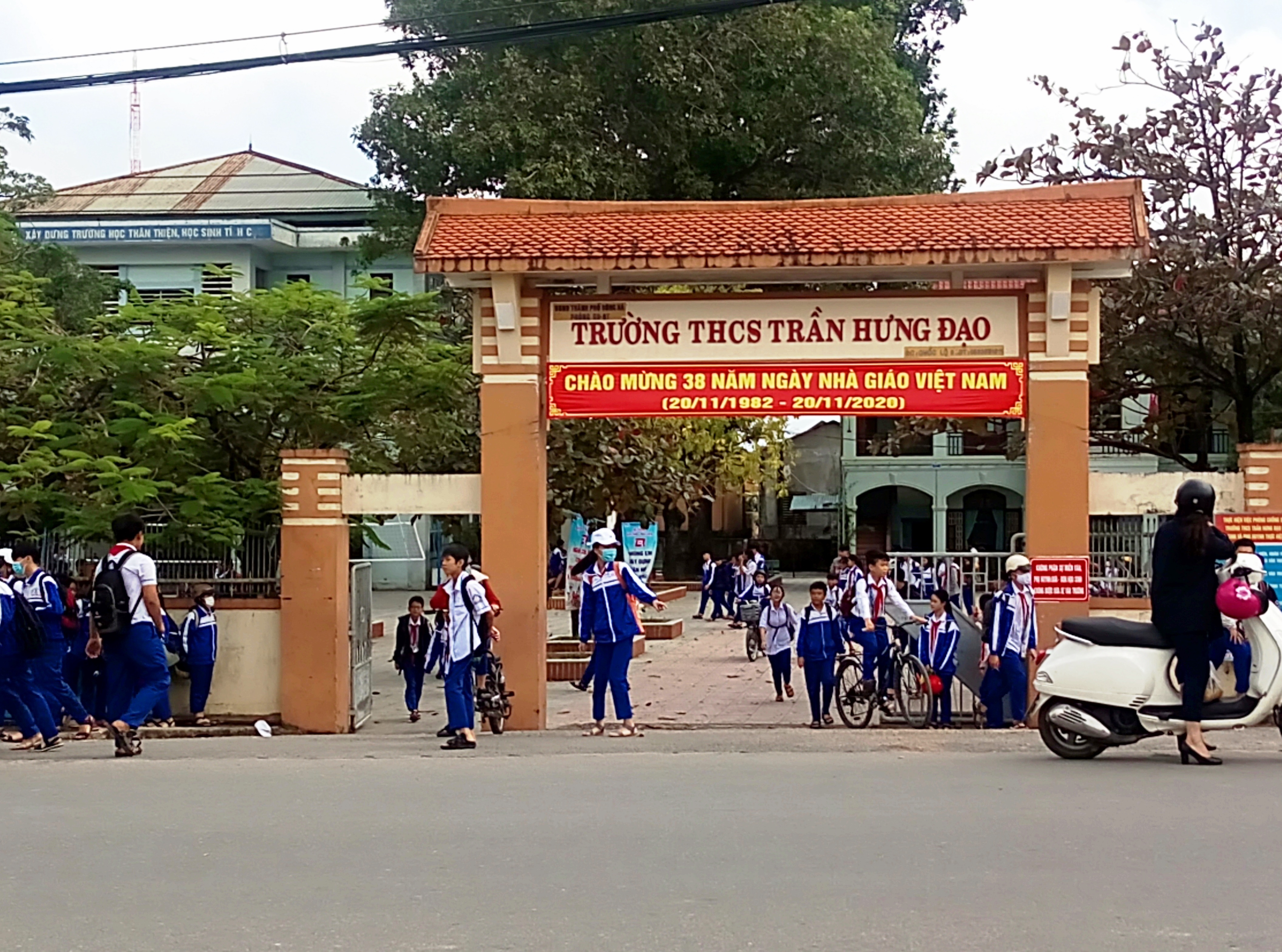 Nên giao địa phương chủ động trong tuyển sinh cấp trung học phổ thông