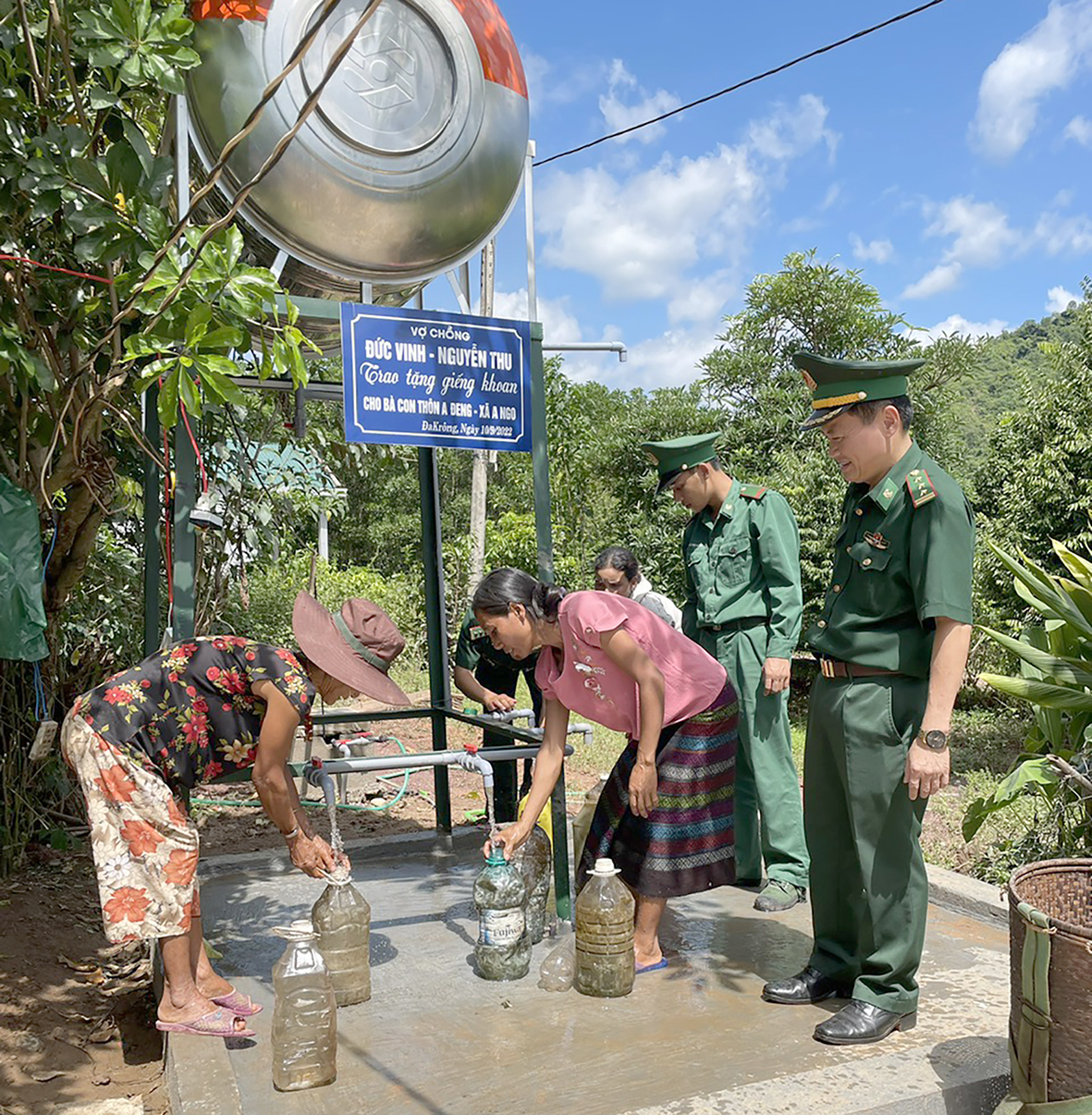 Hội tụ sức mạnh bảo vệ Tổ quốc từ biên giới đất liền đến biển, đảo