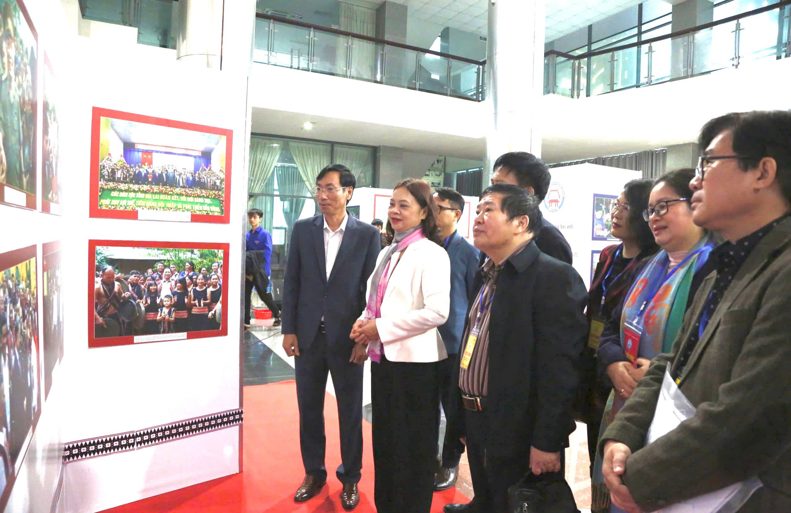 Ethnic culture exhibition opens in Quang Tri