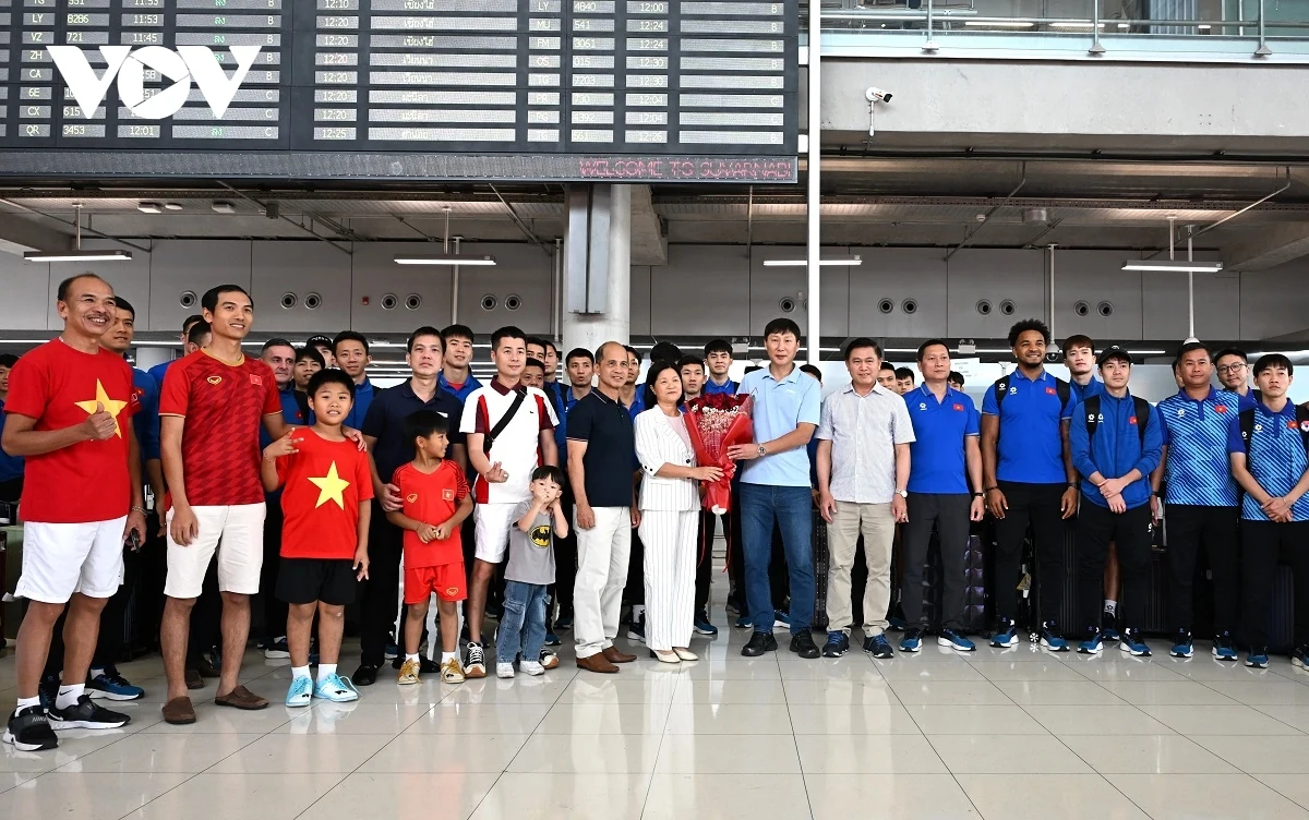ĐT Việt Nam đến Bangkok, sẵn sàng cho chung kết lượt về ASEAN Cup 2024