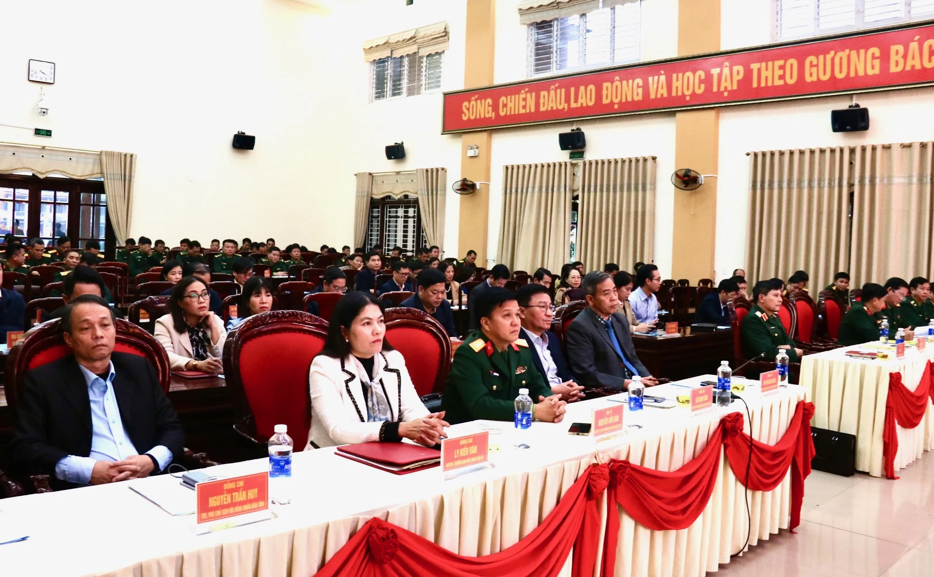 Triển khai công tác quốc phòng - an ninh, xây dựng cơ sở năm 2025