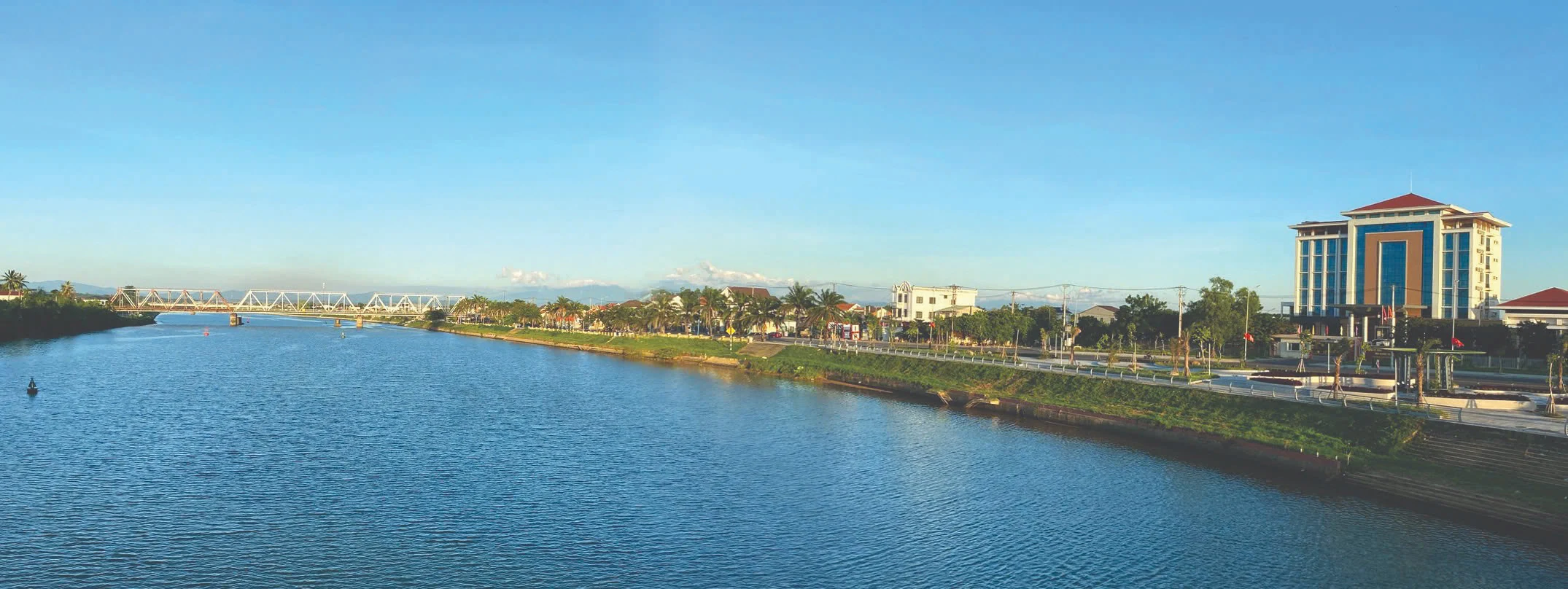 Đông Hà vững bước cùng mùa xuân