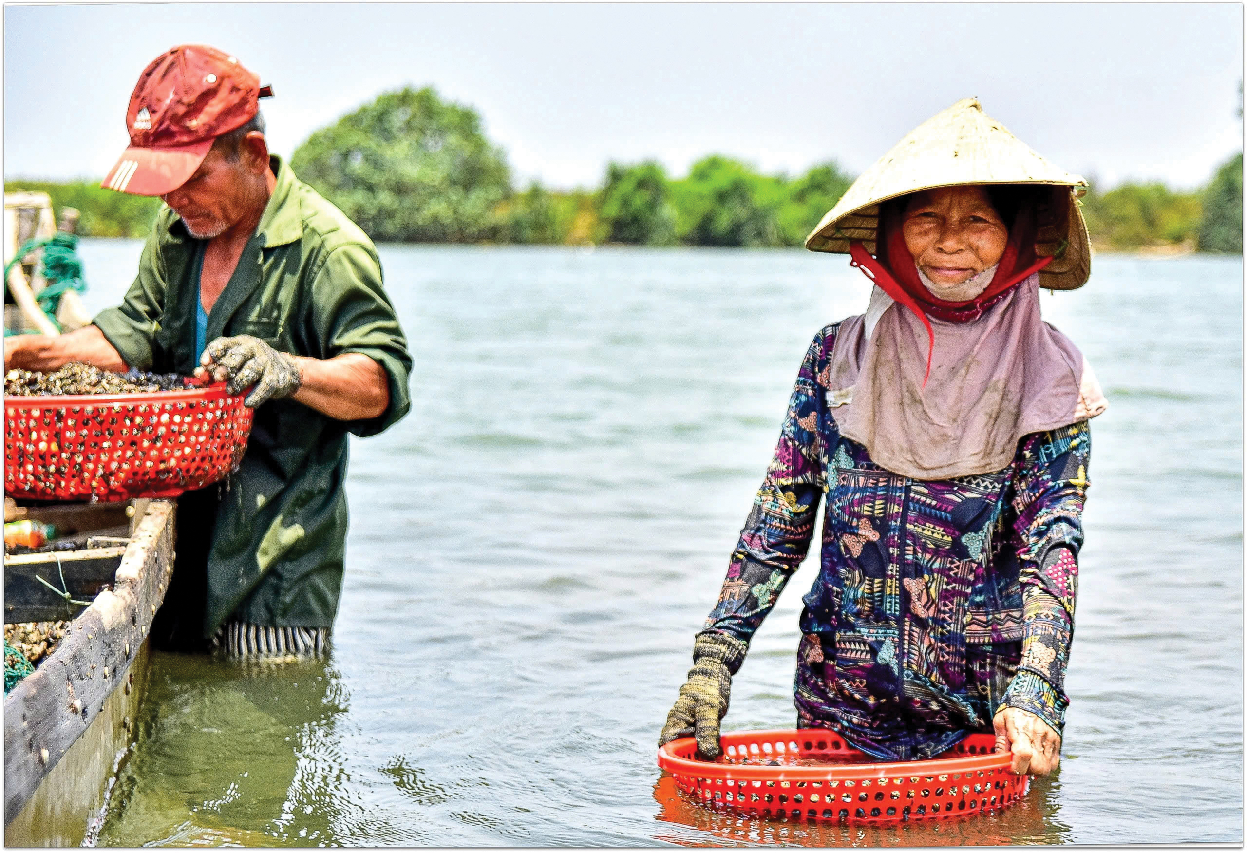 Ơn sâu nghĩa nặng quê nhà