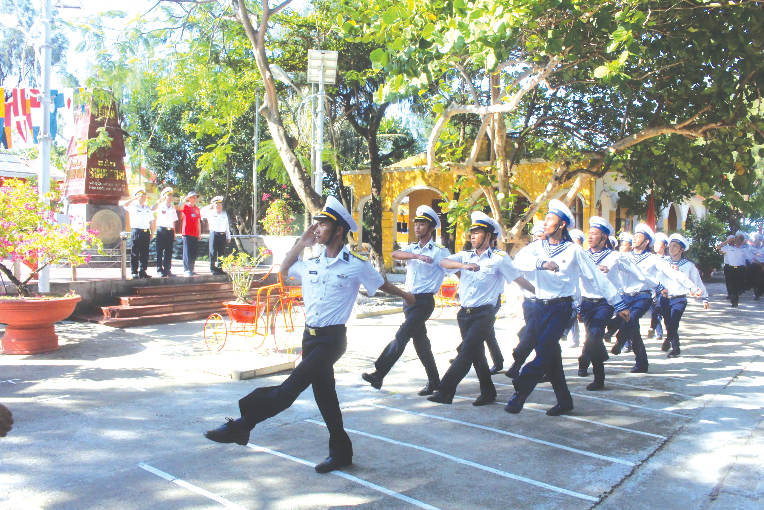 Trường Sa, những cung đường mùa xuân