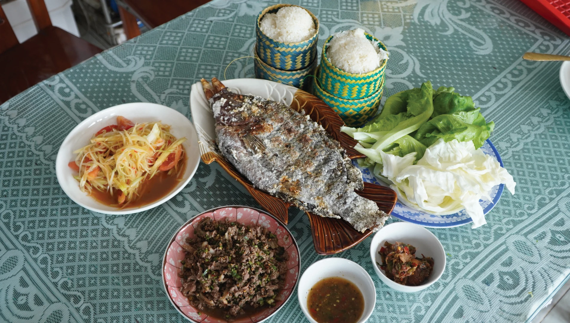 Độc đáo ẩm thực Lào
