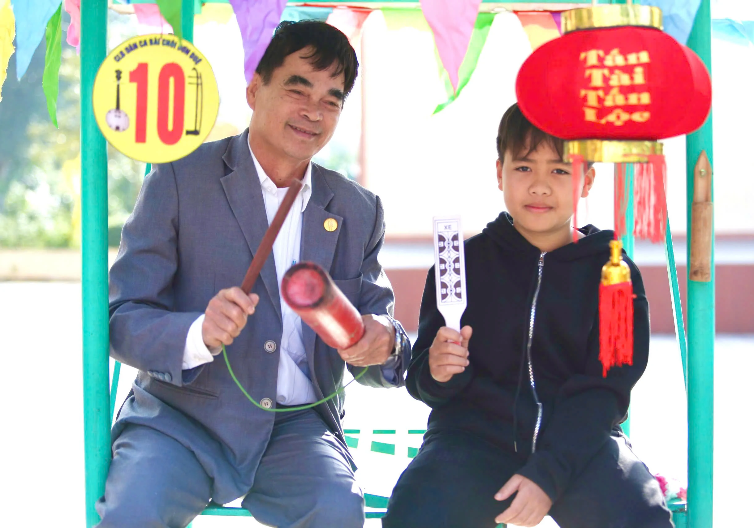 Hội bài chòi truyền thống thôn Đơn Duệ xuân Ất Tỵ