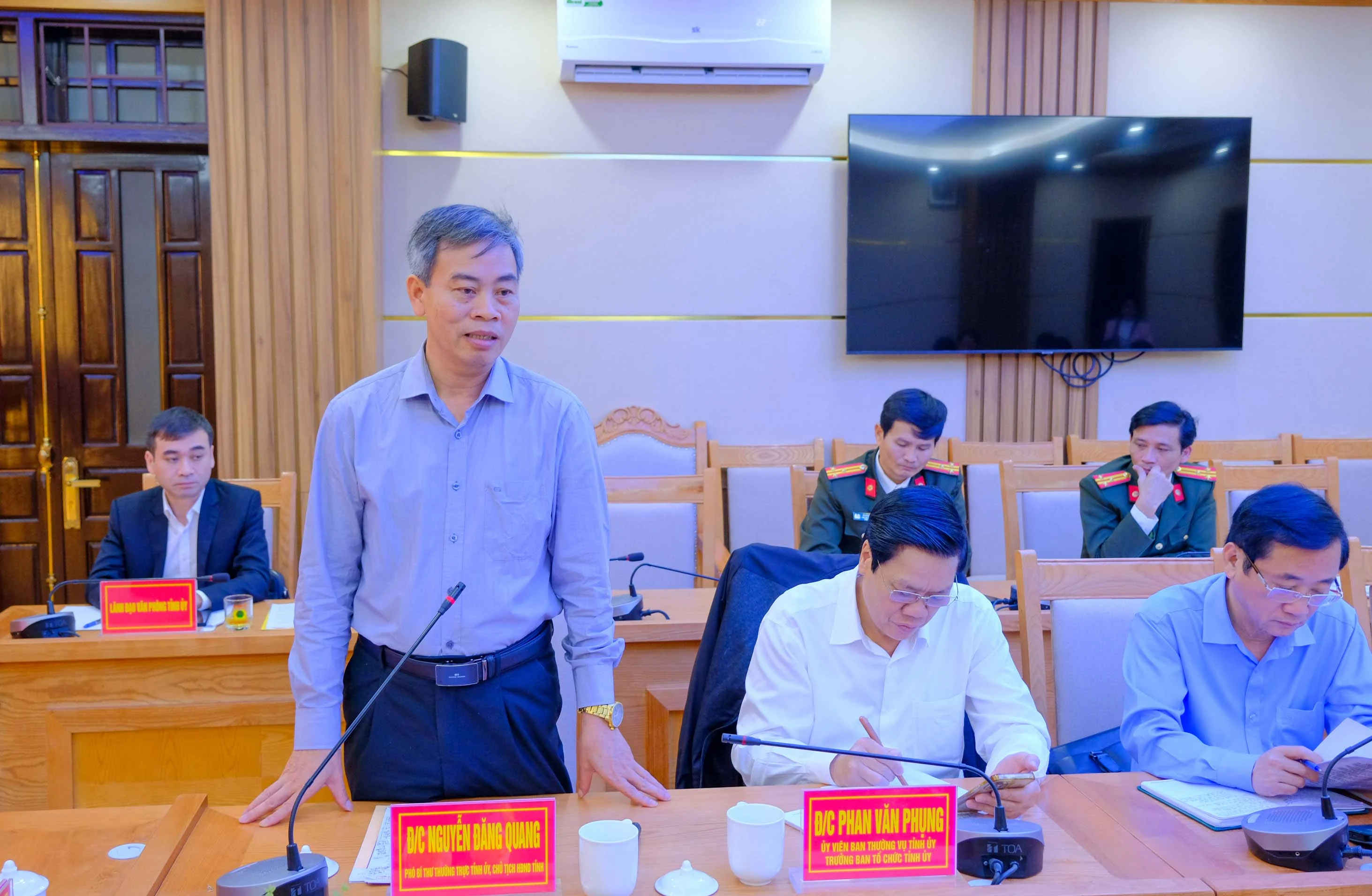 Thường trực Tỉnh ủy làm việc với Đảng ủy Công an tỉnh