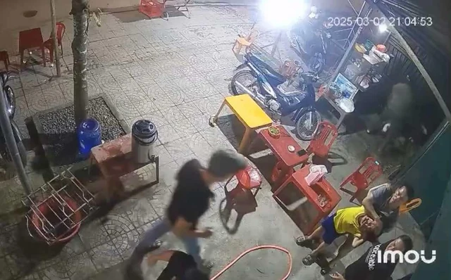 Làm rõ video người phụ nữ ném vật cứng trúng vào đầu khiến cháu bé nhập viện