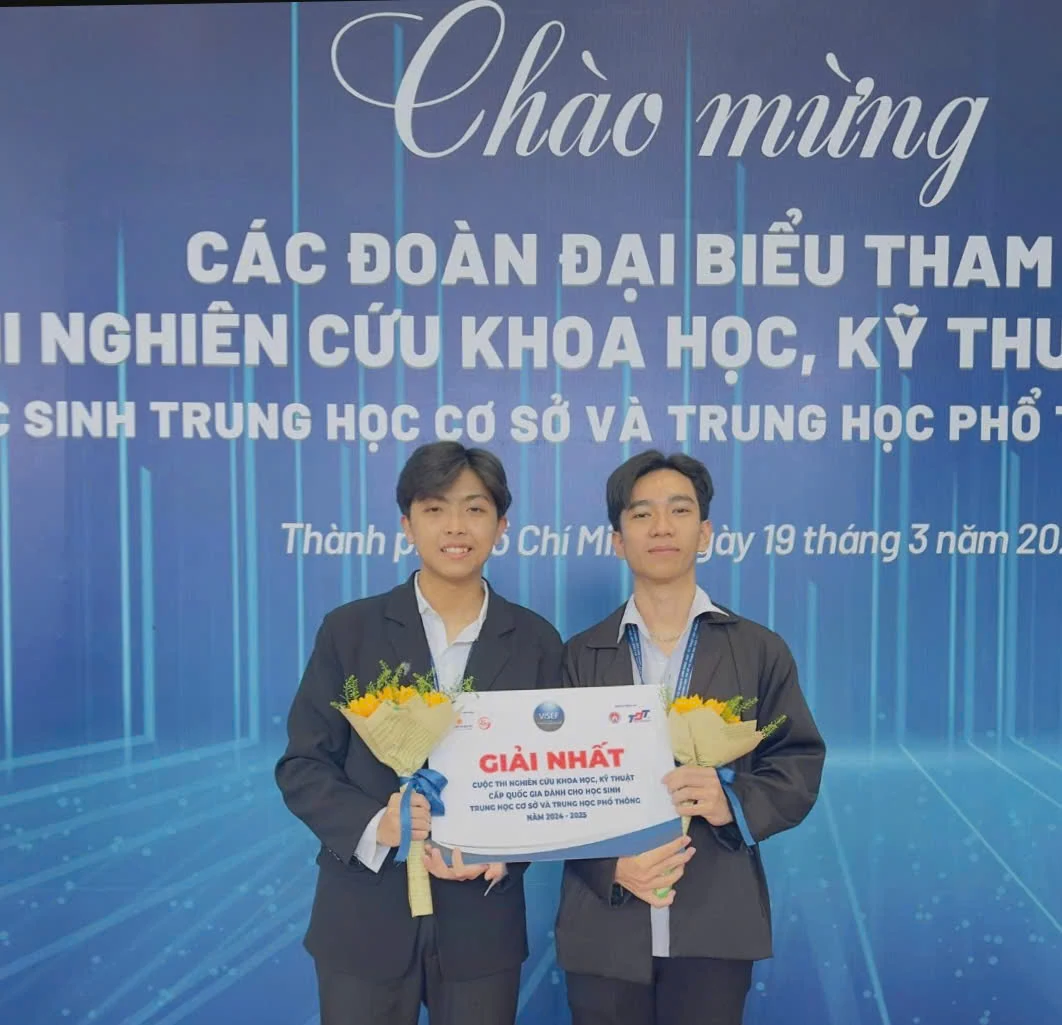 Dự án đoạt giải Nhất của hai học sinh Trường THPT thị xã Quảng Trị được chọn dự thi quốc tế
