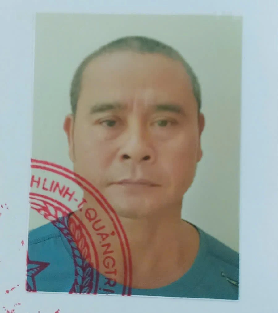 Bắt tạm giam “chồng hờ” giao cấu với con gái riêng của “vợ”