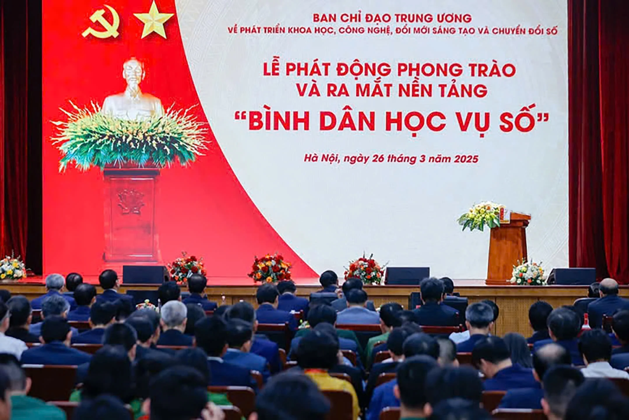 Thủ tướng phát động phong trào “Bình dân học vụ số” toàn dân