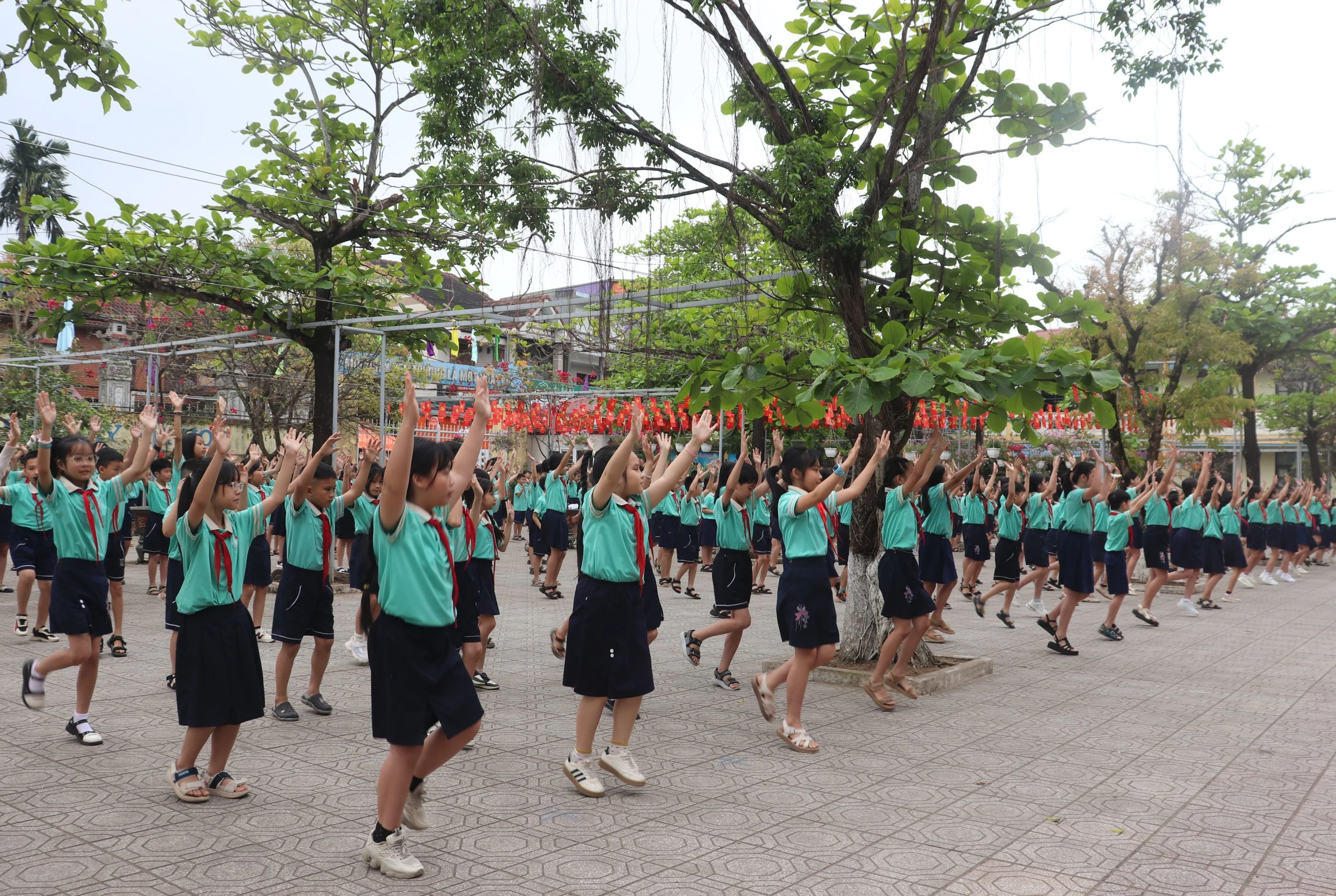 Ngày hội “Thiếu nhi vui chơi, tiến bước lên Đoàn”