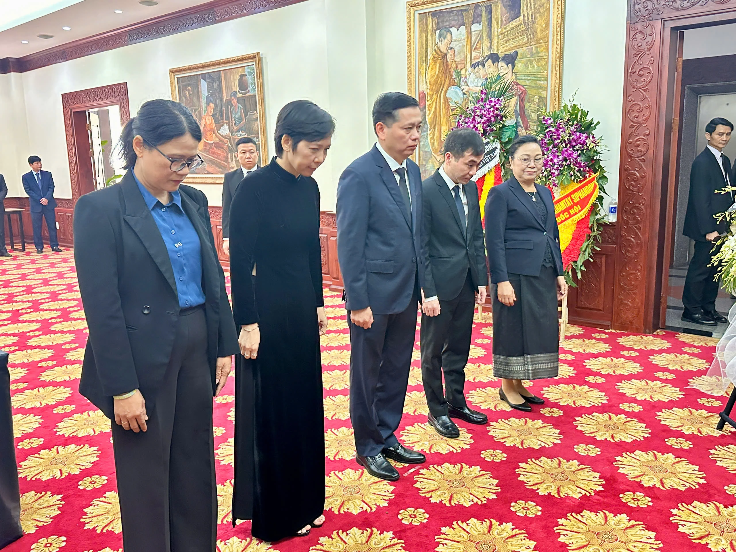 Đoàn đại biểu tỉnh Quảng Trị viếng nguyên Chủ tịch nước CHDCND Lào Khamtay Siphandone