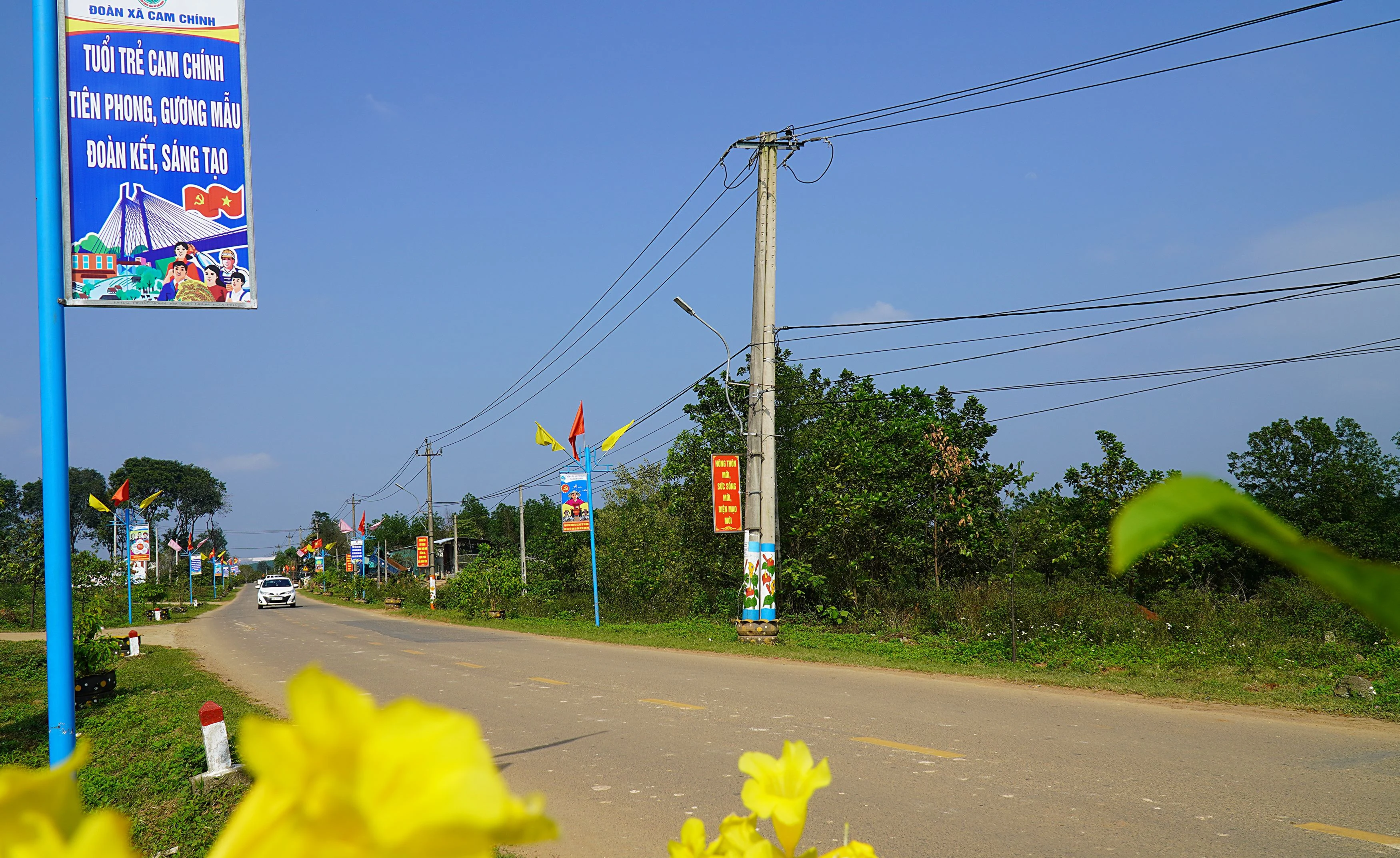 Cam Lộ: 32 thôn, khu phố được tặng thưởng công trình phúc lợi với tổng trị giá 1,9 tỉ đồng