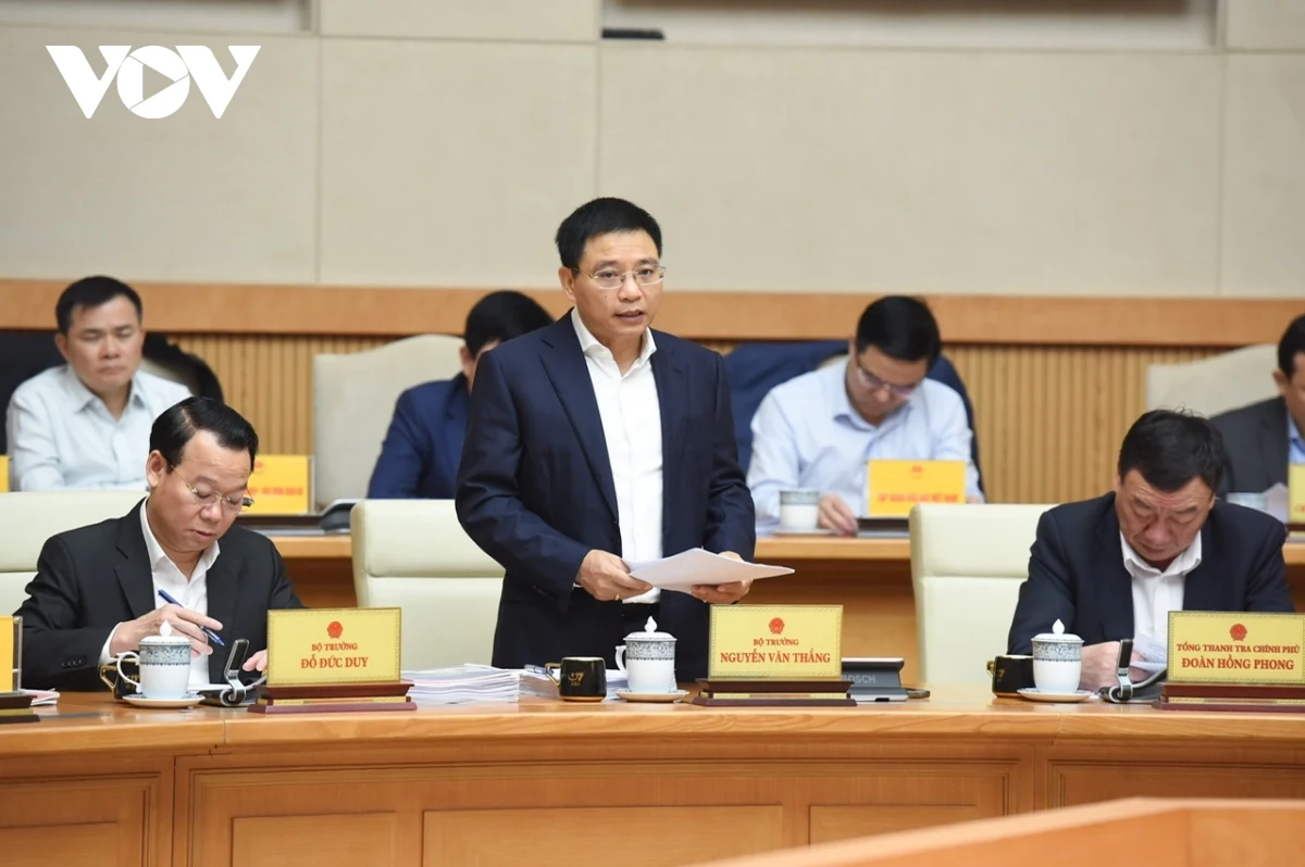 Thủ tướng: Chủ động ứng phó chính sách thuế của Mỹ, coi đây là cơ hội vươn mình