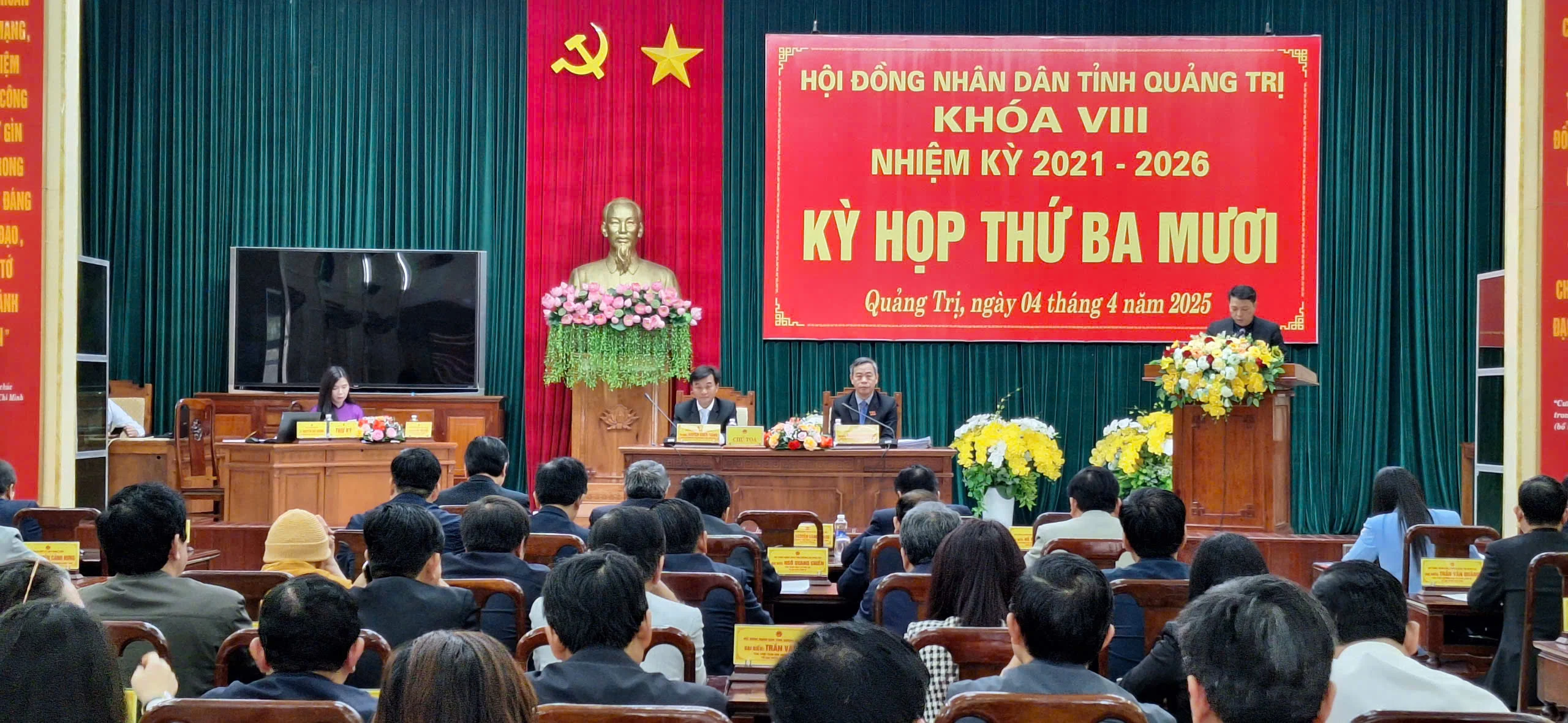 Kỳ họp thứ 30 HĐND tỉnh khóa VIII: Thông qua 14 nghị quyết