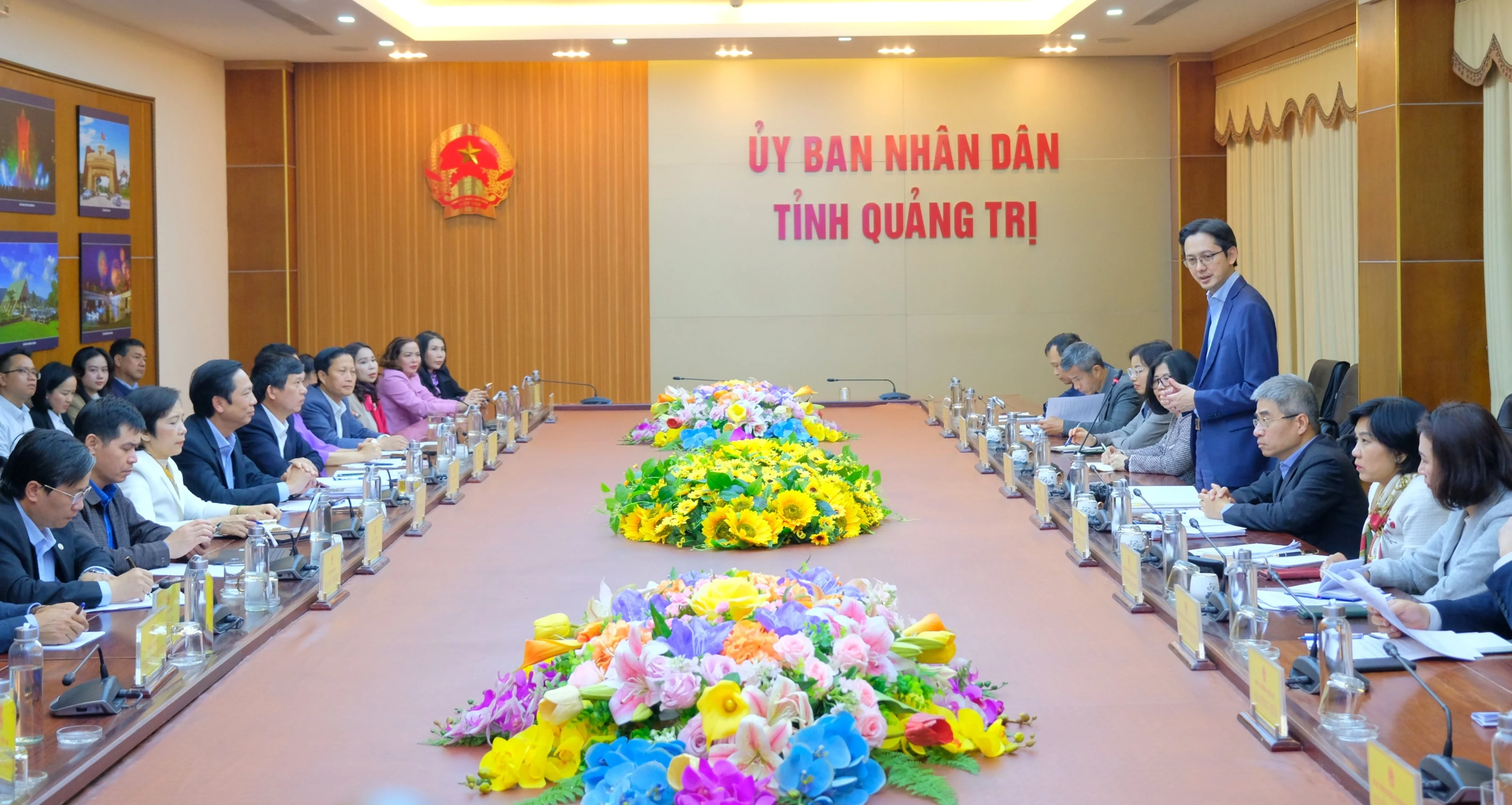 Đoàn Trưởng cơ quan đại diện ngoại giao Việt Nam ở nước ngoài làm việc với tỉnh Quảng Trị