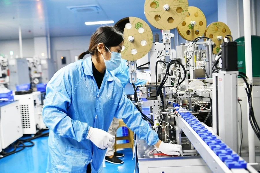 Cuộc chiến thương mại Mỹ - Trung: Ăn miếng trả miếng