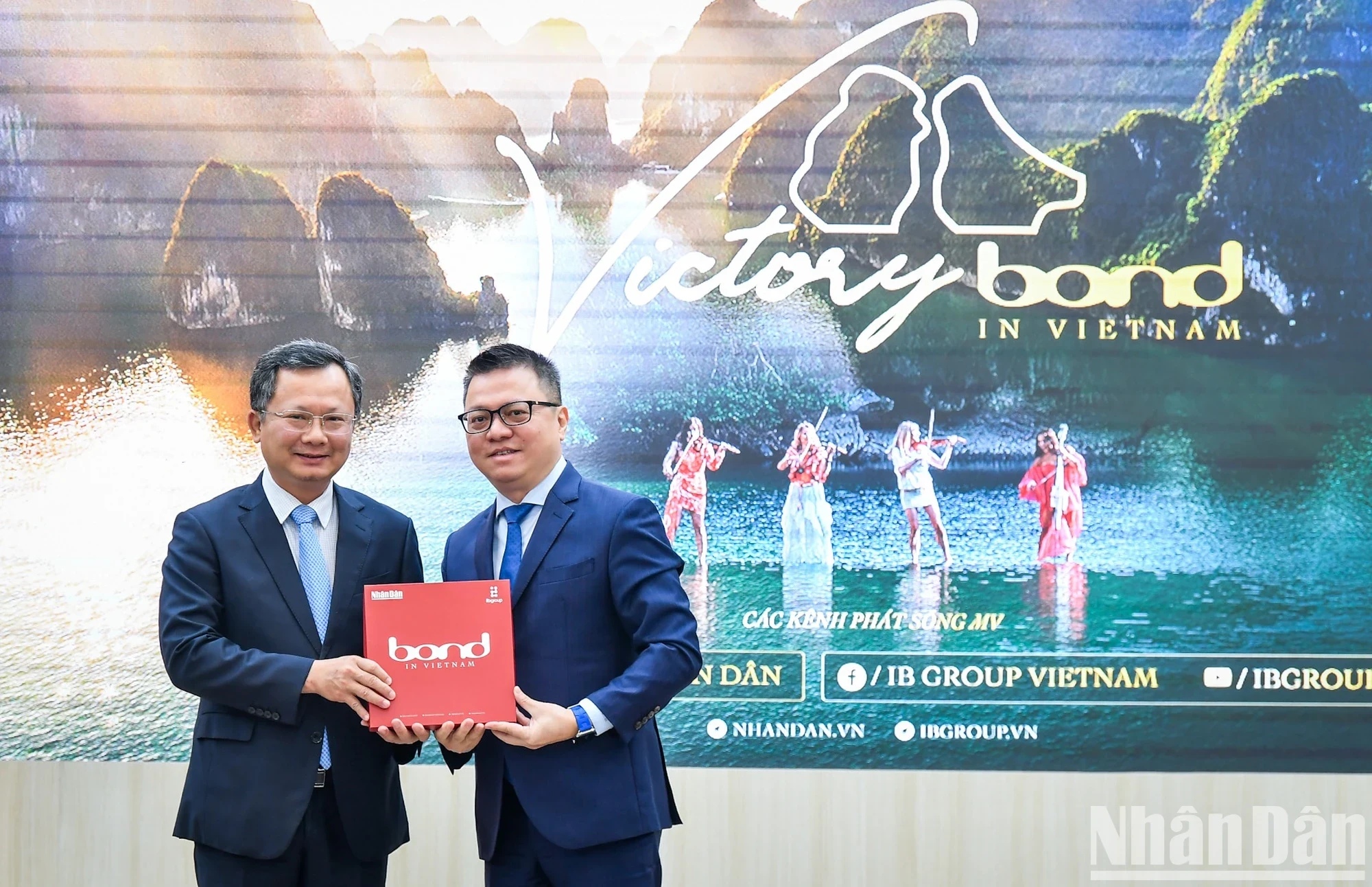 Báo Nhân Dân ra mắt MV “Victory - Bond in Vietnam”