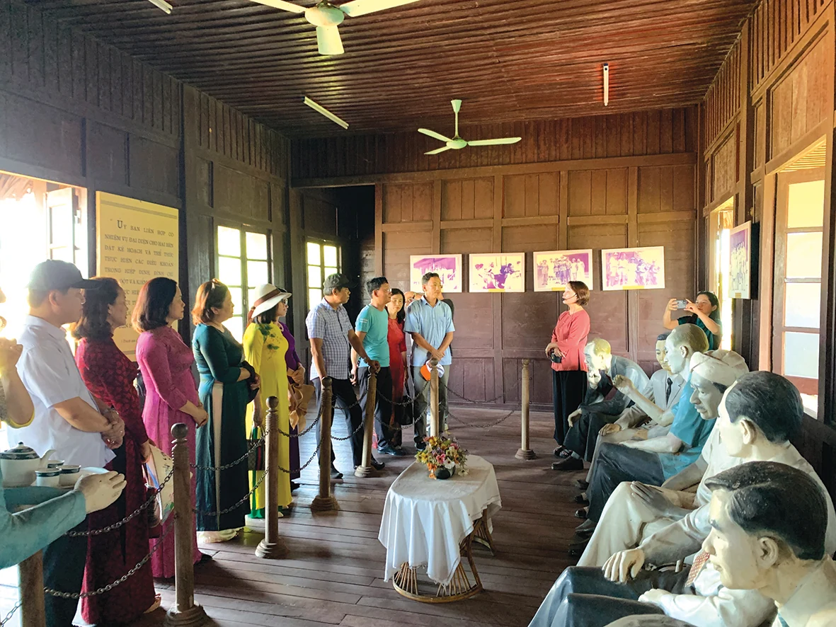 Nhìn lại chiến tranh và nhân lên khát vọng hòa bình