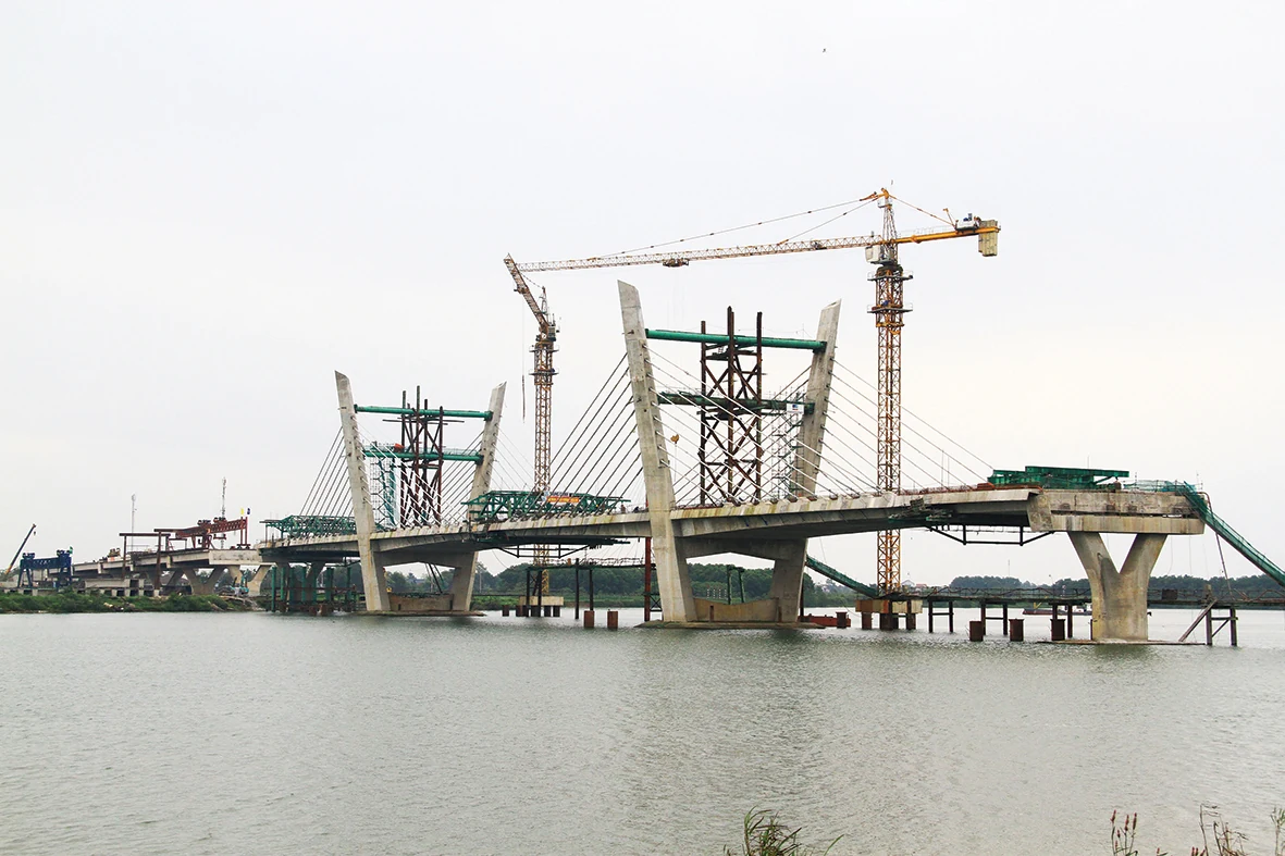 Giao thông kết nối các trục kinh tế động lực Đông-Tây