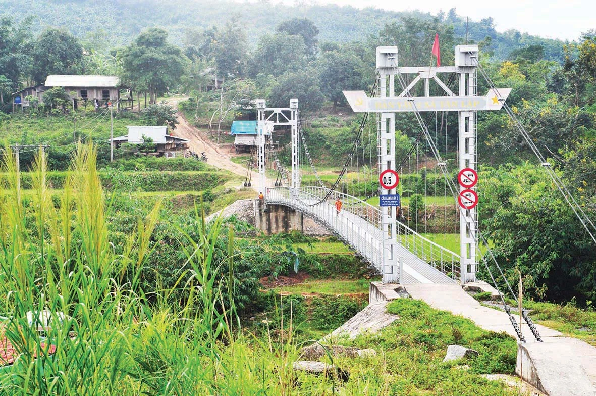 Giao thông kết nối các trục kinh tế động lực Đông-Tây