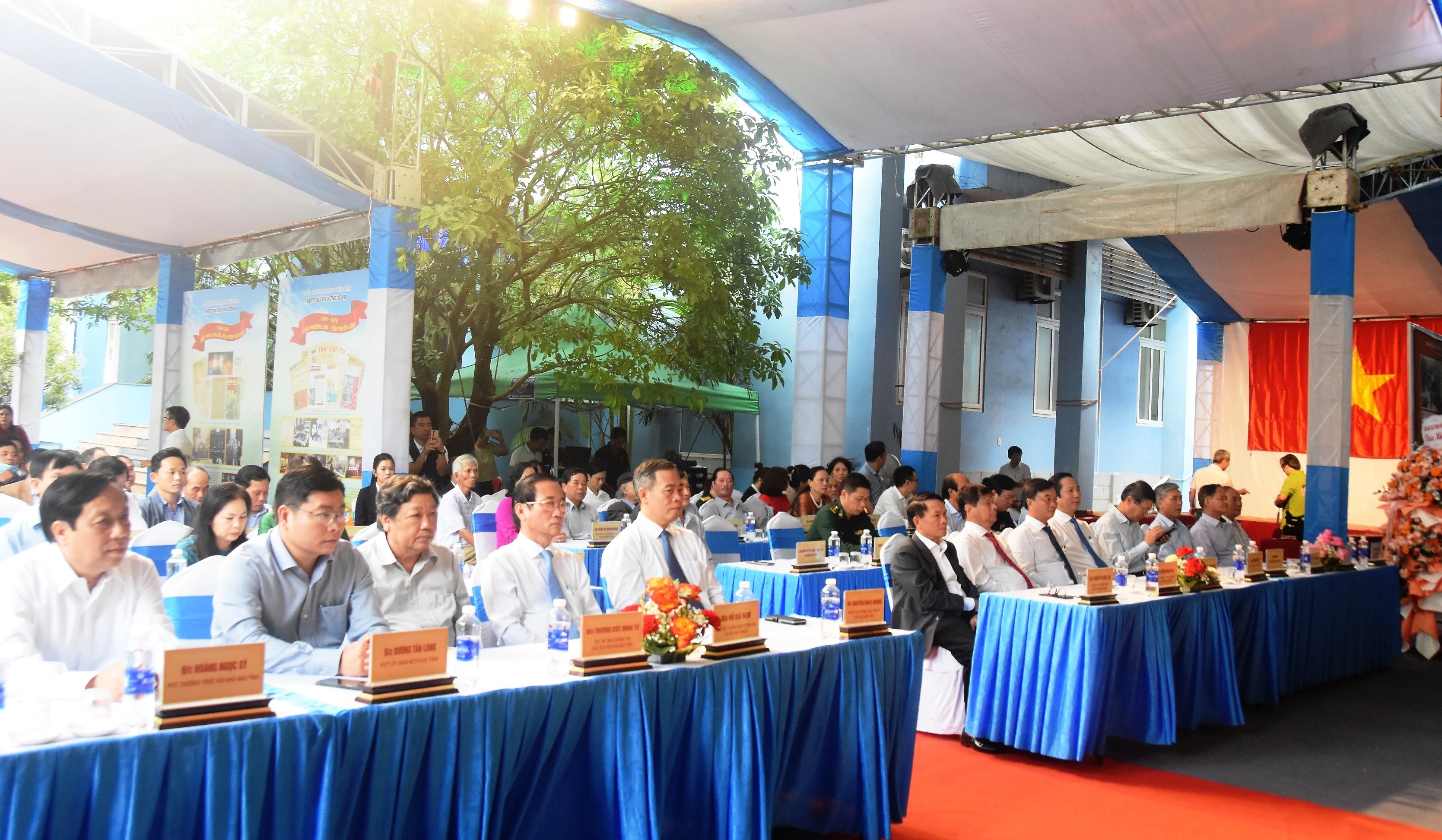 Khai mạc trưng bày chuyên đề “Báo chí cách mạng Việt Nam: Một thế kỷ xung trận và tự hào báo chí Quảng Trị”
