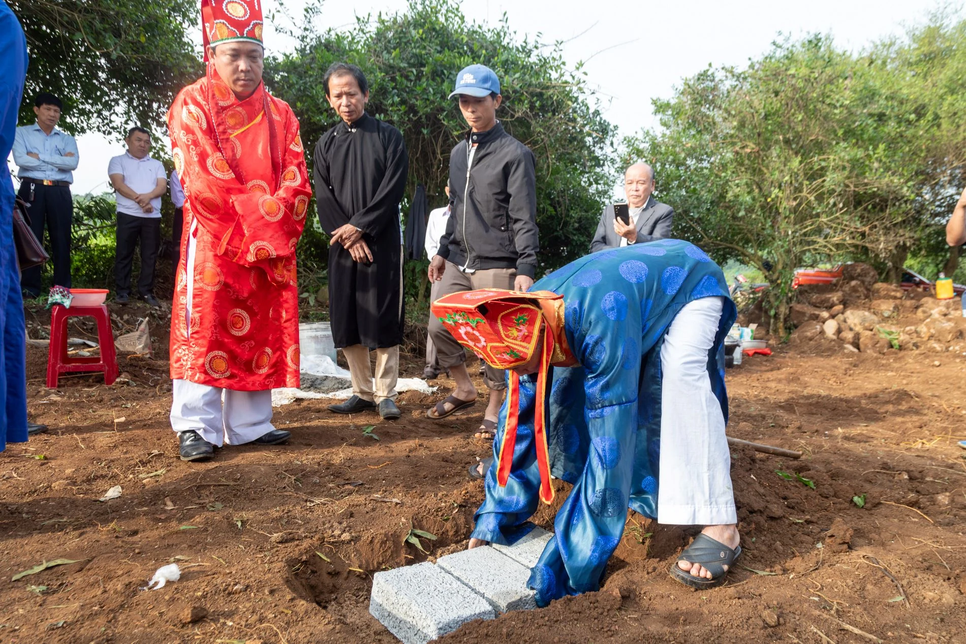 Động thổ xây dựng đền thờ Chúa Tiên Nguyễn Hoàng